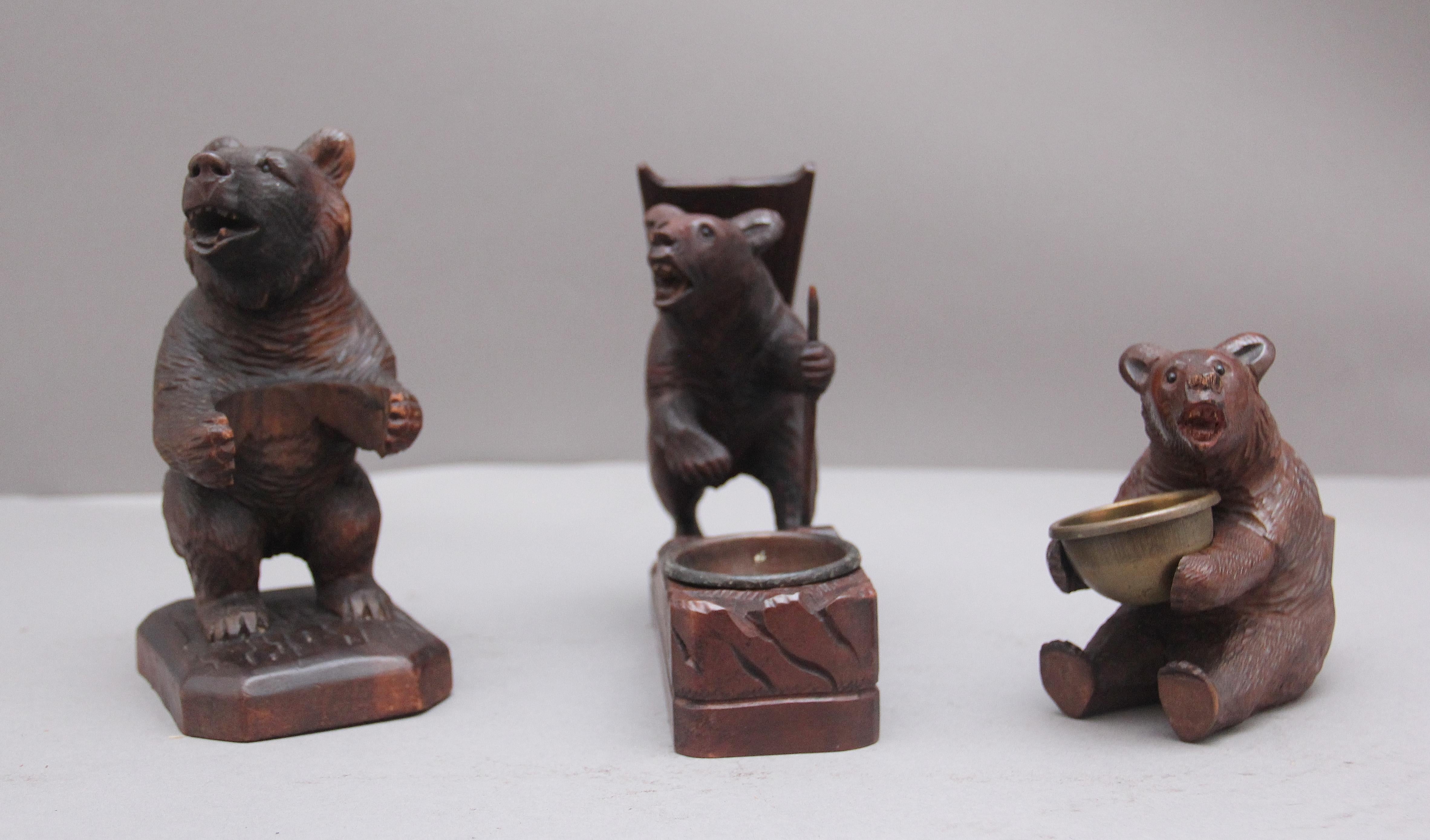 Walnut Set of Three 19th Century Black Forest Carvings of Bears in Different Poses For Sale