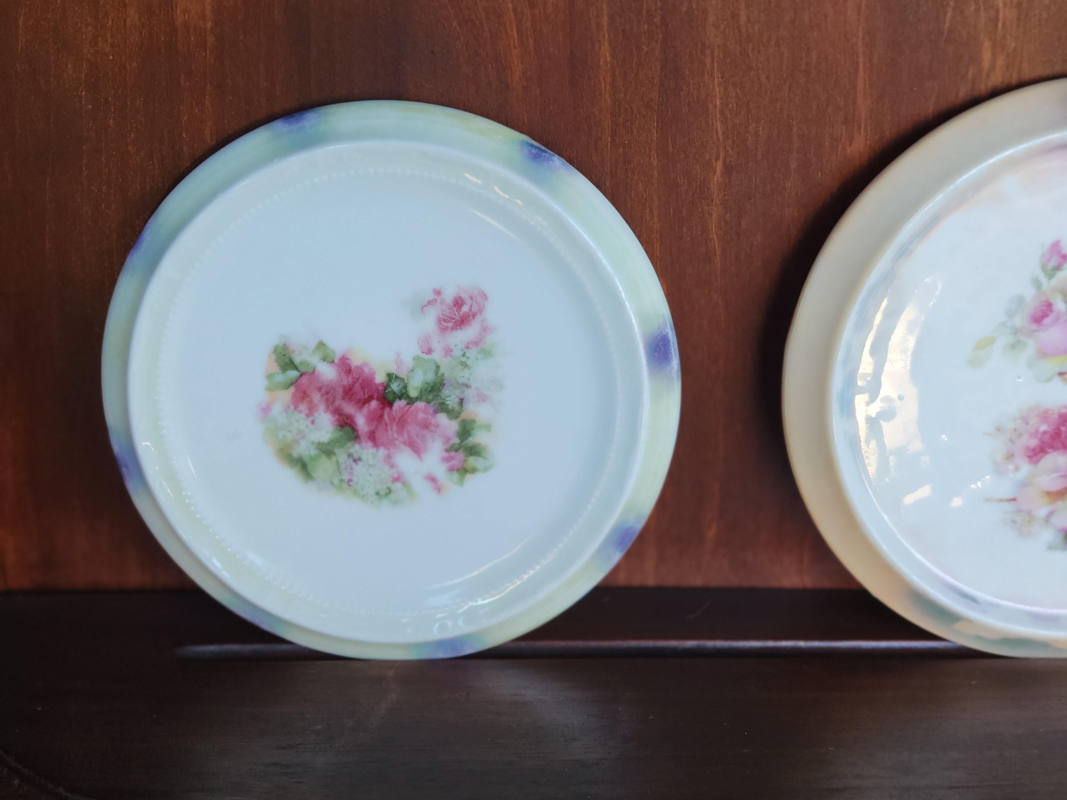 Ensemble de trois trépieds anciens en porcelaine allemande de 6,5 pouces pour théière Bon état - En vente à Phoenix, AZ