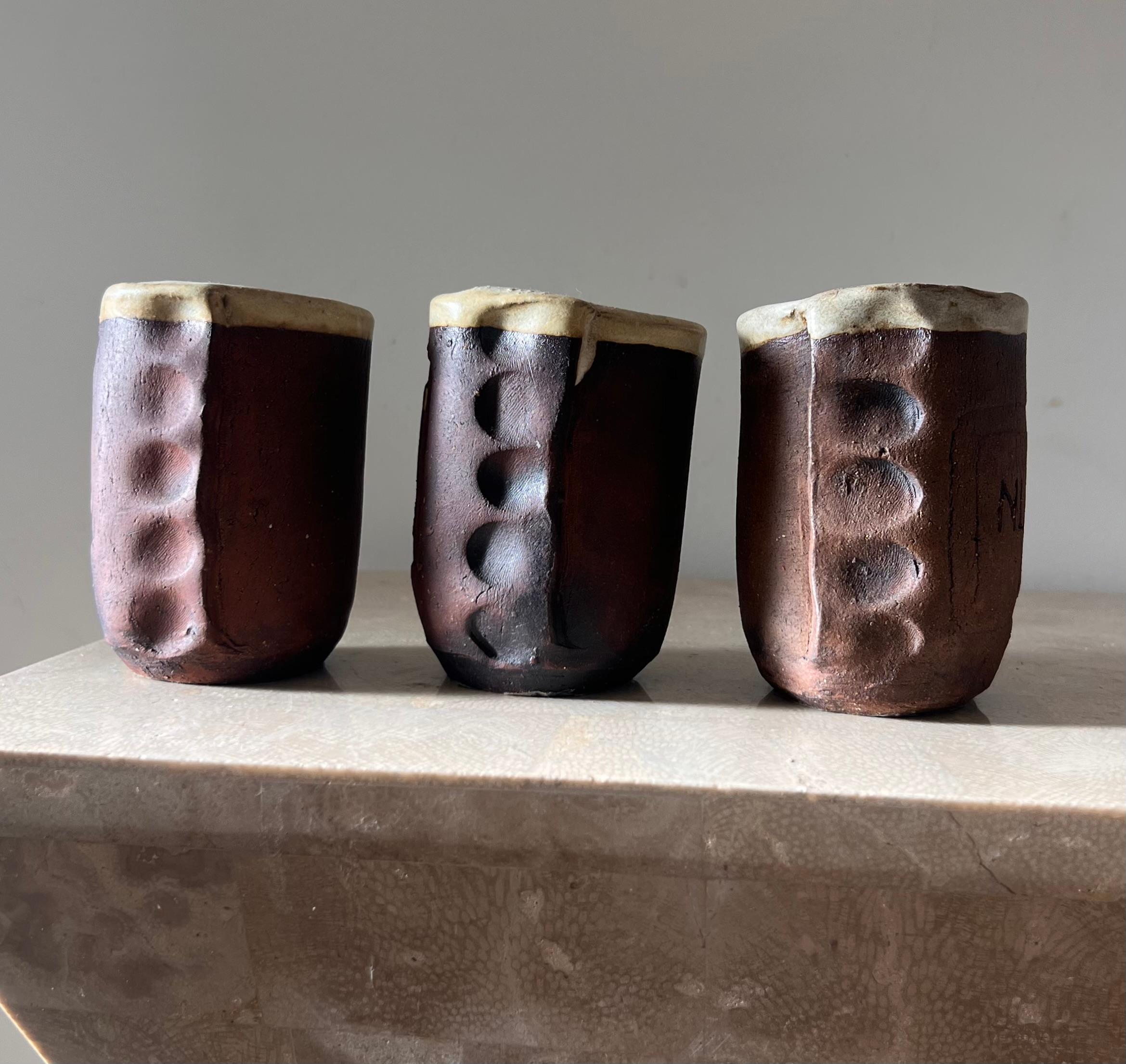 Juego de tres vasijas de cerámica artística de Studio A, 1968 en venta 1