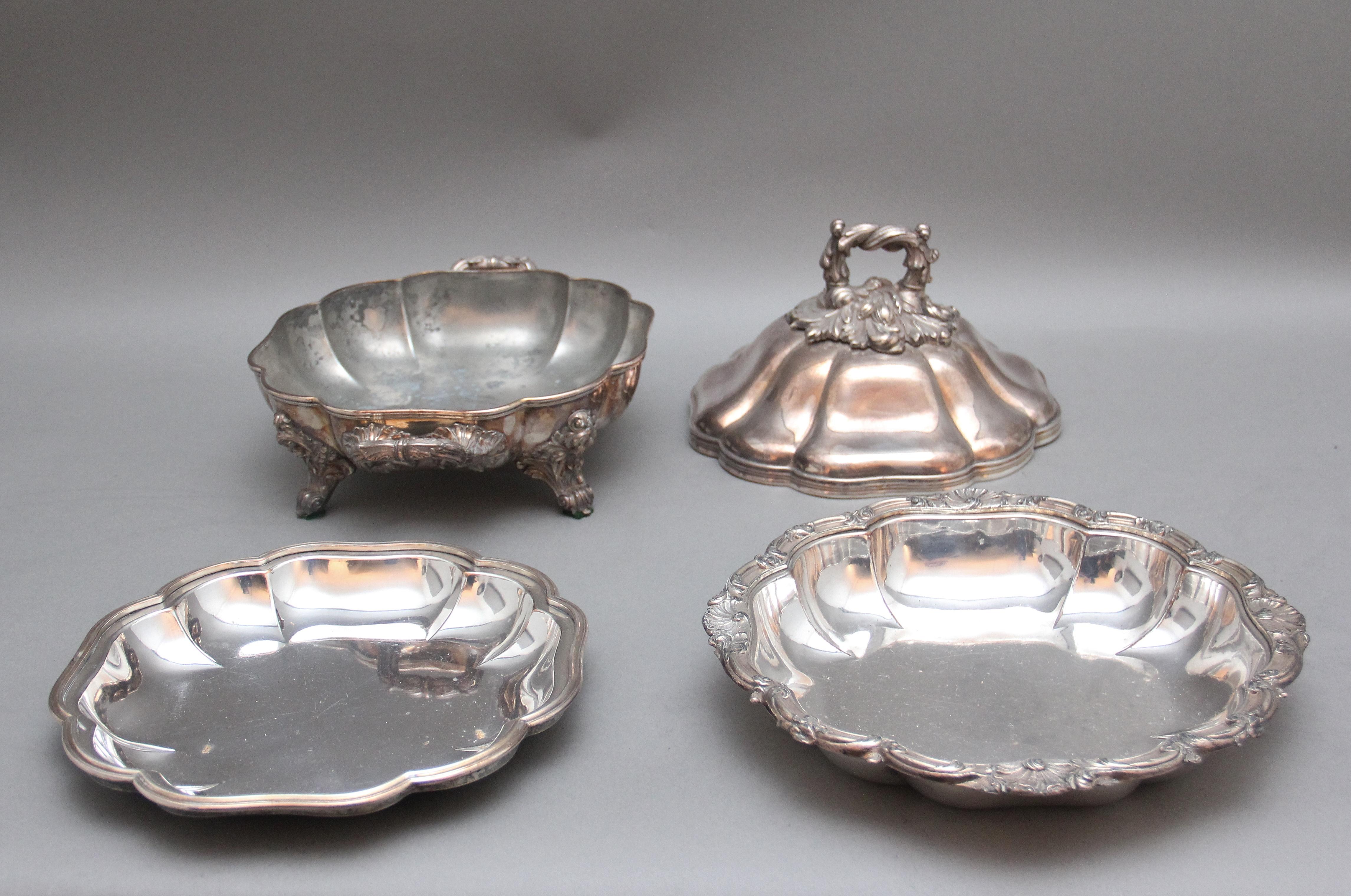 A set of three early 19th Century silver plated Old Sheffield tureens For Sale 1