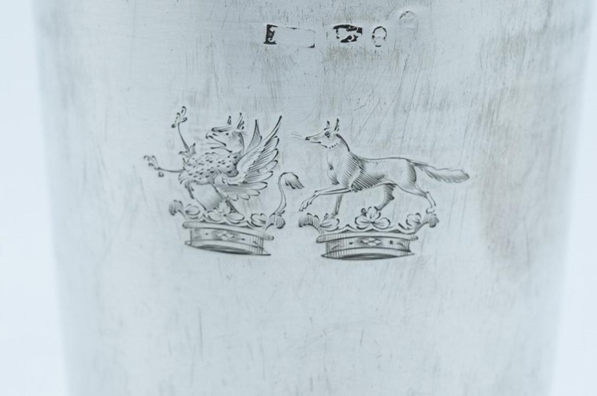 A Set of Three George III Silver Nesting Beakers, London, circa 1800 For Sale 4