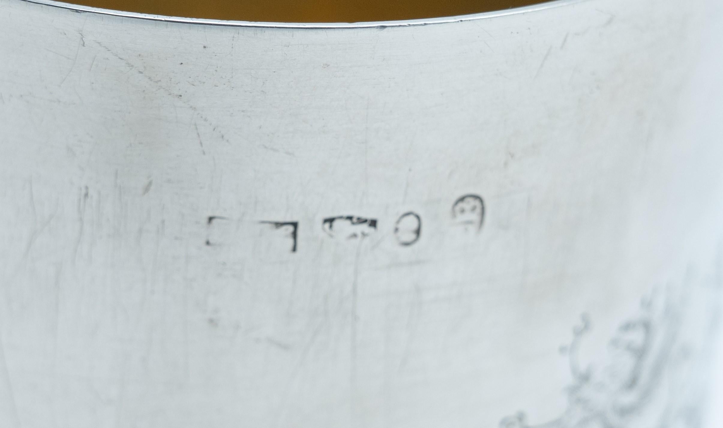 A Set of Three George III Silver Nesting Beakers, London, circa 1800 For Sale 3