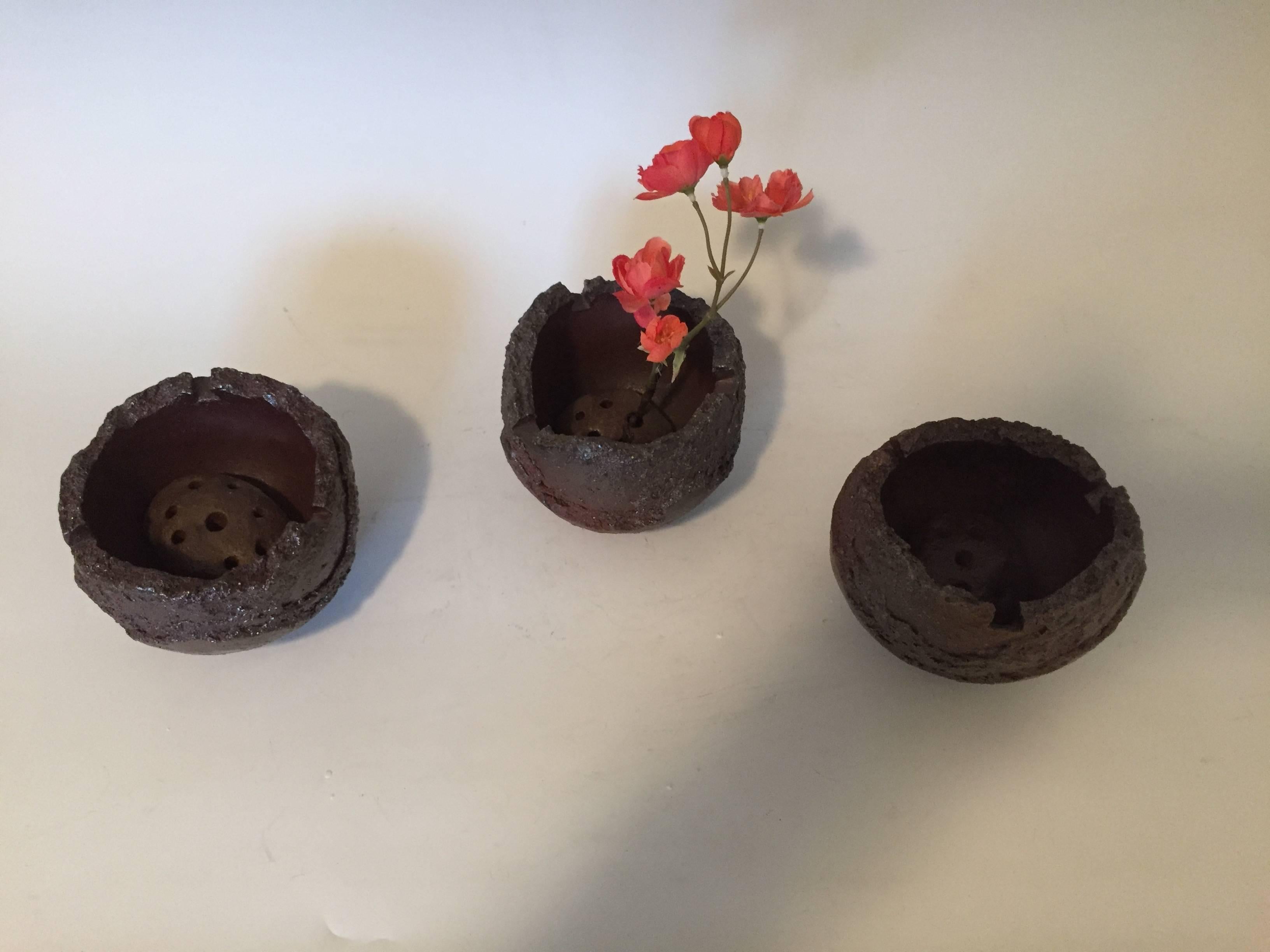Set of Three Handmade Ceramic Flower Bowls For Sale 1