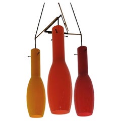 Ensemble de trois plafonniers suspendus en verre italiens des années 1950