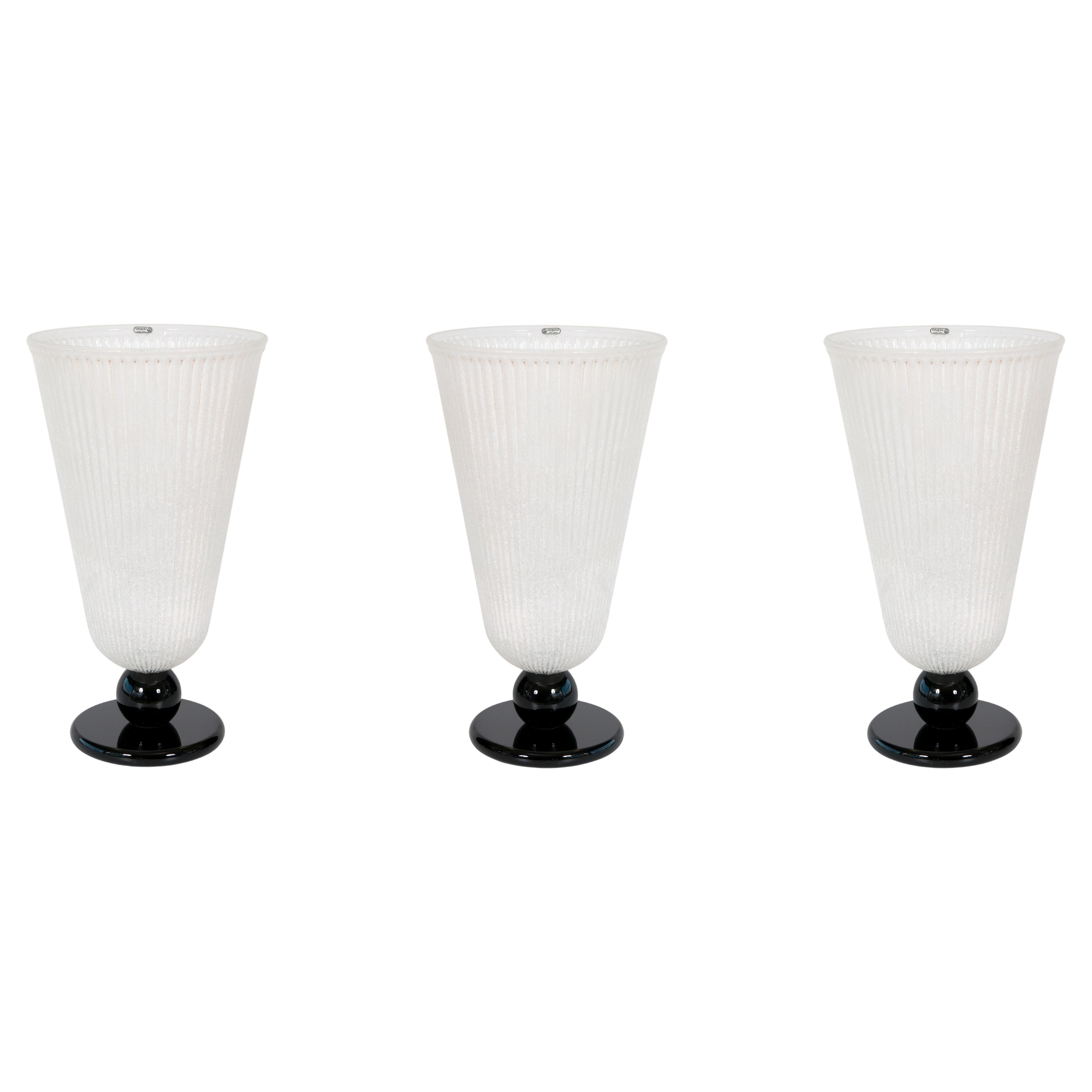Set di tre iconici vasi italiani della metà del secolo scorso di Seguso, Murano anni 
80 in vendita