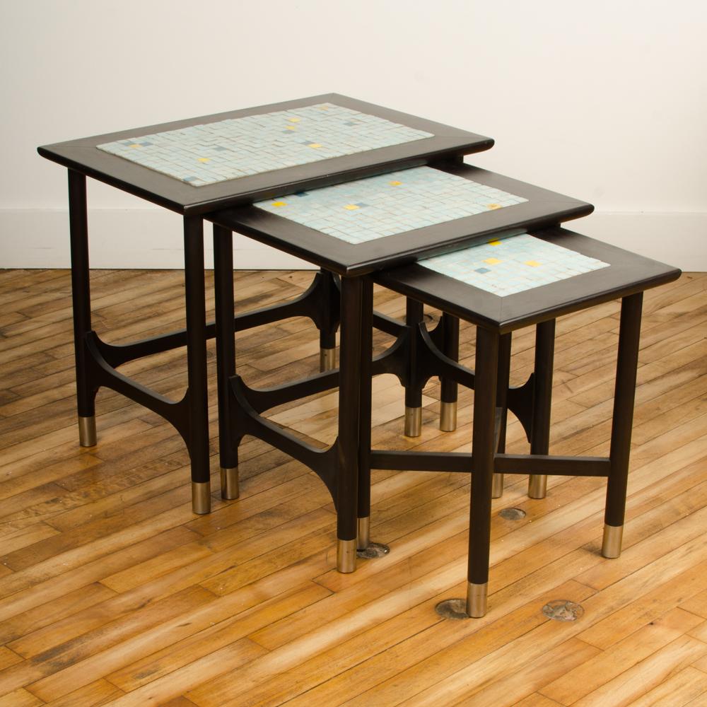 Wood Set of Three Mid-Century Modern Nesting Tables, American, 1960 For Sale