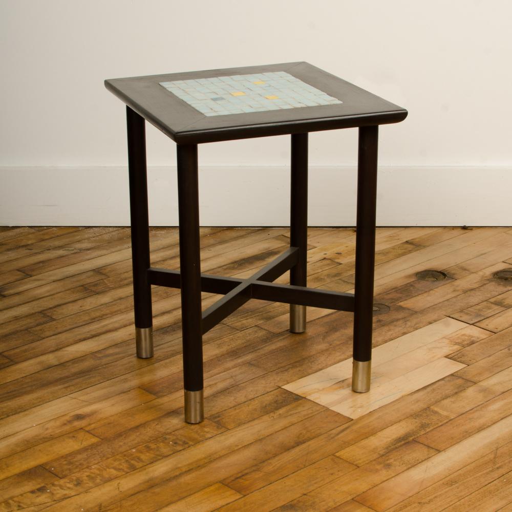 Set of Three Mid-Century Modern Nesting Tables, American, 1960 For Sale 2