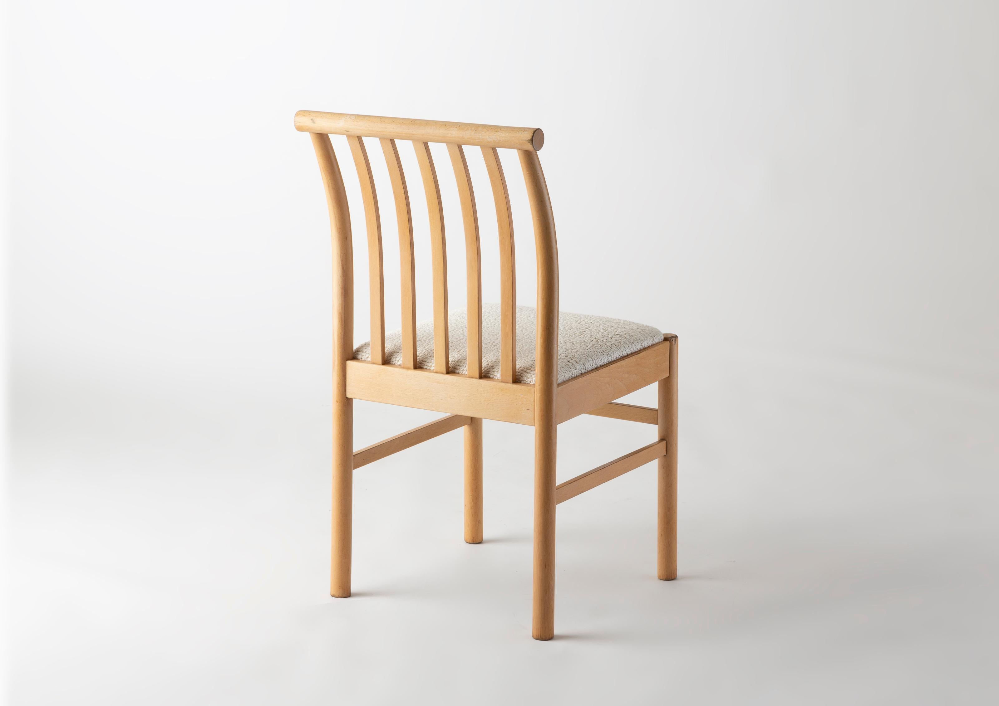 Mid-Century Modern Ensemble de douze chaises d'Isamu Kenmochi en vente