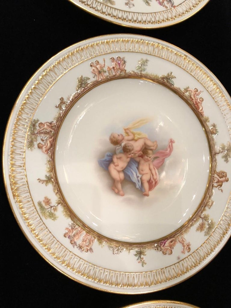 Set of Twelve Meissen Porcelain Plates with Putti and Heavenly Scenes For Sale 4