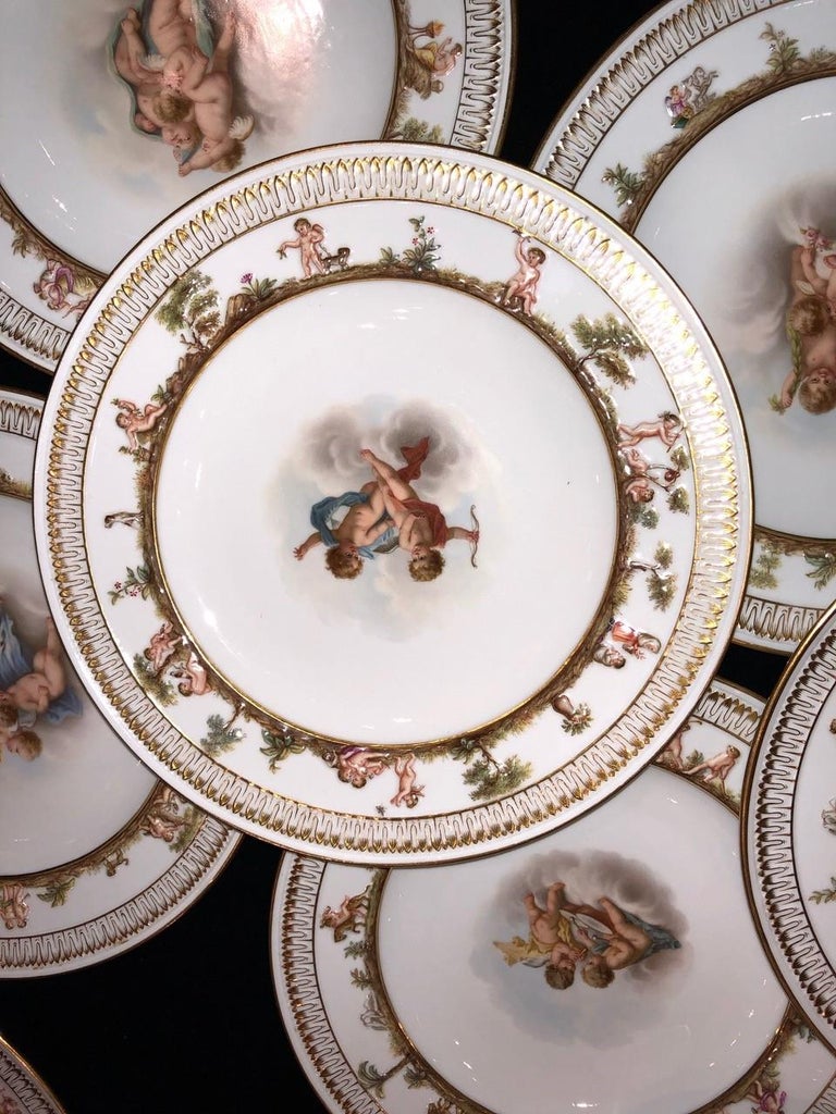 Set of Twelve Meissen Porcelain Plates with Putti and Heavenly Scenes For Sale 9
