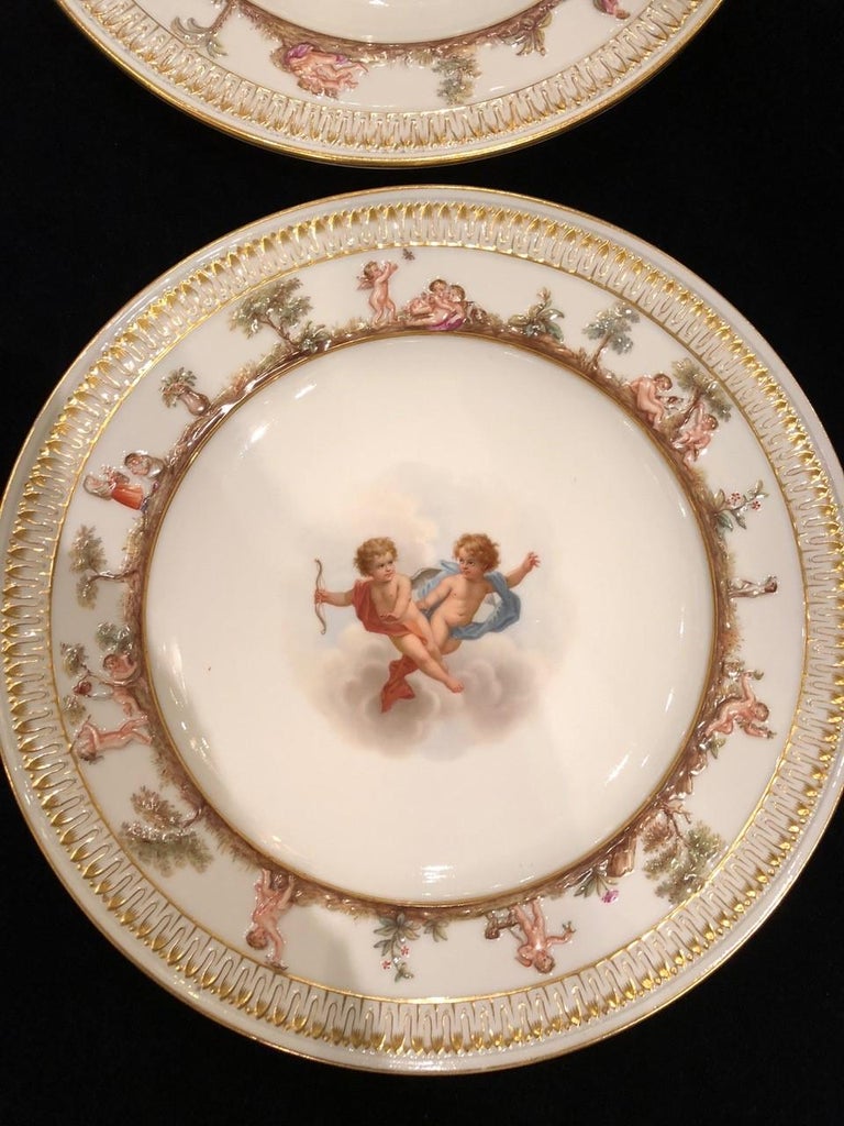 Neoclassical Set of Twelve Meissen Porcelain Plates with Putti and Heavenly Scenes For Sale