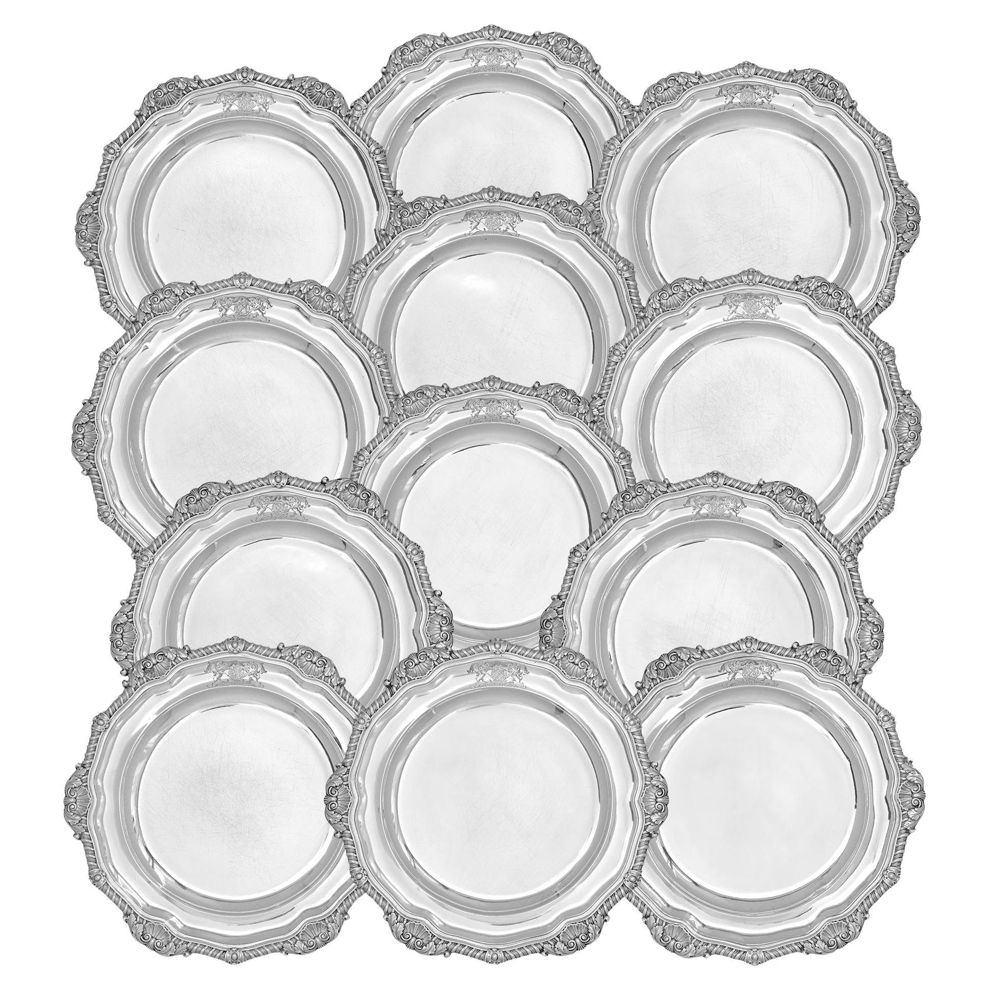Juego de doce platos de plata de la Regencia, de Paul Storr