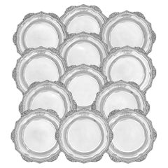 Juego de doce platos de plata de la Regencia, de Paul Storr