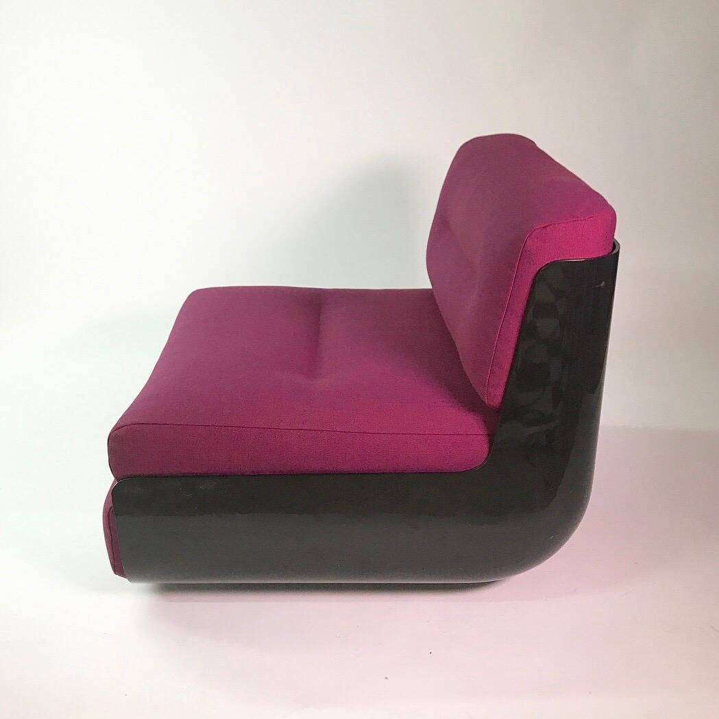 Set of Two Bossa Lounge Chairs Designed by Bonetto and Stoppino New Upholstery For Sale 3