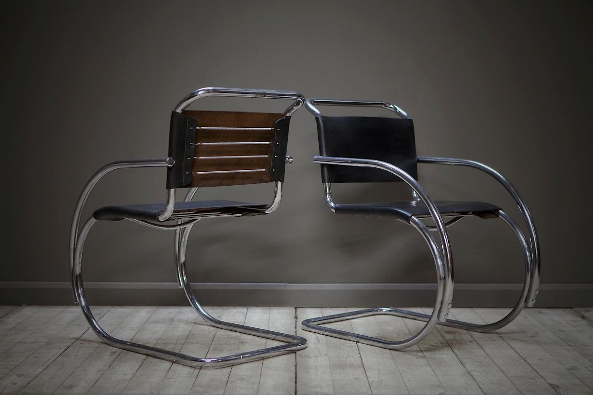 Set of Two Original Mr20 Cantilever Chairs by Mies Van De Rohe For Sale 7