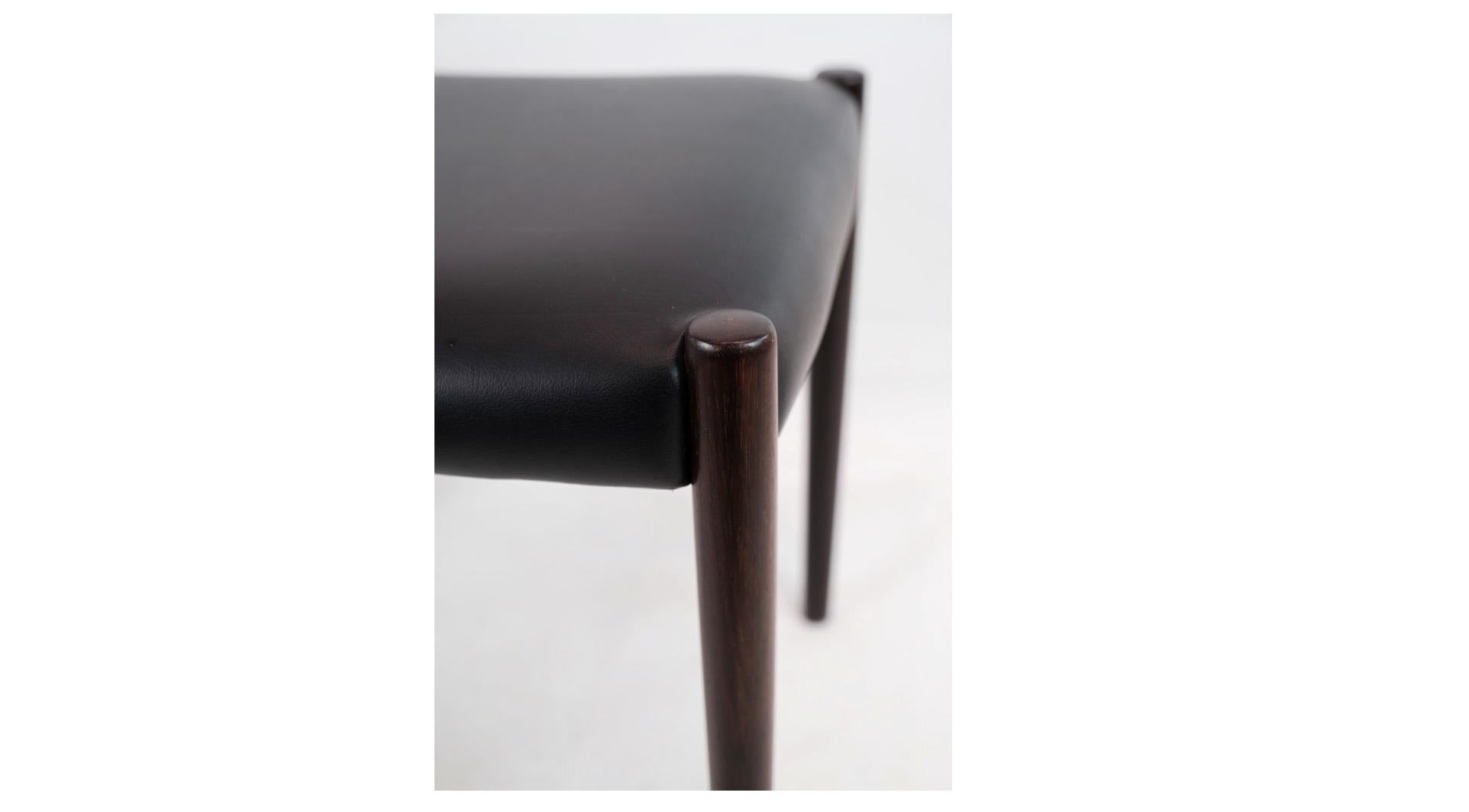 Danish Set Of 2 Stools Made In Rosewood & Black Leather Seat From 1960s For Sale
