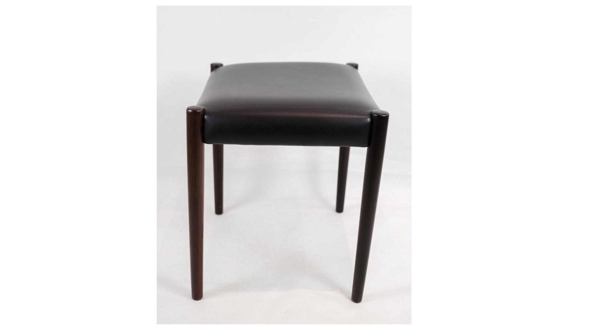 Mid-20th Century Set Of 2 Stools Made In Rosewood & Black Leather Seat From 1960s For Sale