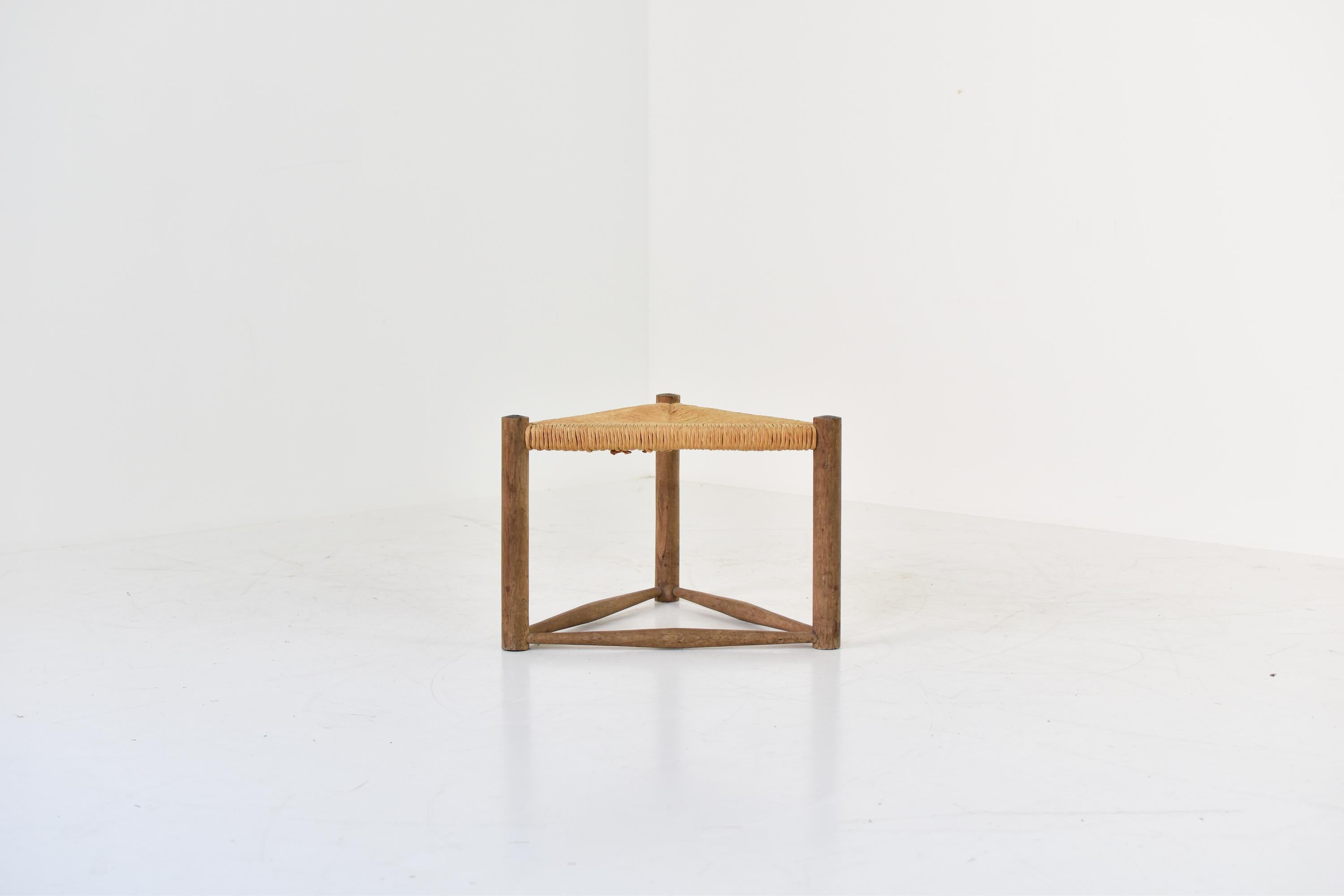 Set of Two Triangle Shaped Stools Attr. Charlotte Perriand, France, 1950s 3