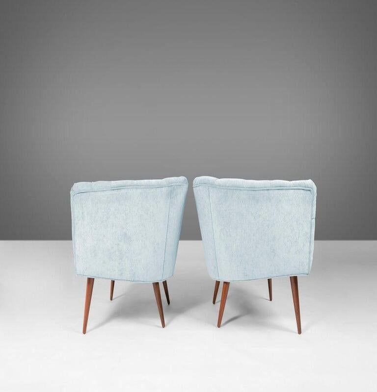 Mid-20th Century Set of Two '2' Barrel Chairs After Milo Baughman for Thayer Coggin, c. 1960s For Sale