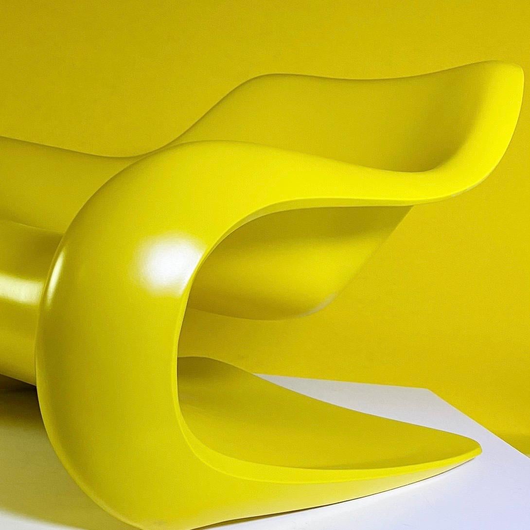 Cet ensemble spécial de deux chaises Targa a été conçu par Klaus Uredat pour Horn Collection au début des années 1970. Fabriqué en fibre de verre composite et a été restauré par notre peintre professionnel.

Dimensions : 83 cm de profondeur, 60 cm