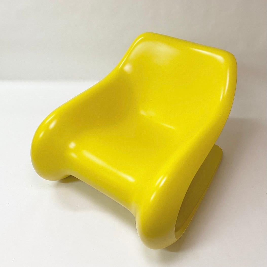 Ère spatiale Ensemble de deux chaises Targa jaunes par Klaus Uredat pour la collection Horn, Allemagne en vente