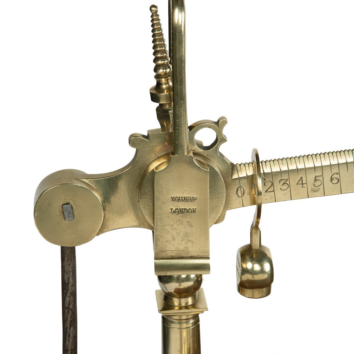 A set of Victorian oak Jockey scales by Youngs In Good Condition In Lymington, Hampshire