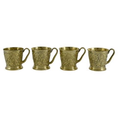 Juego de tazas victorianas de plata dorada