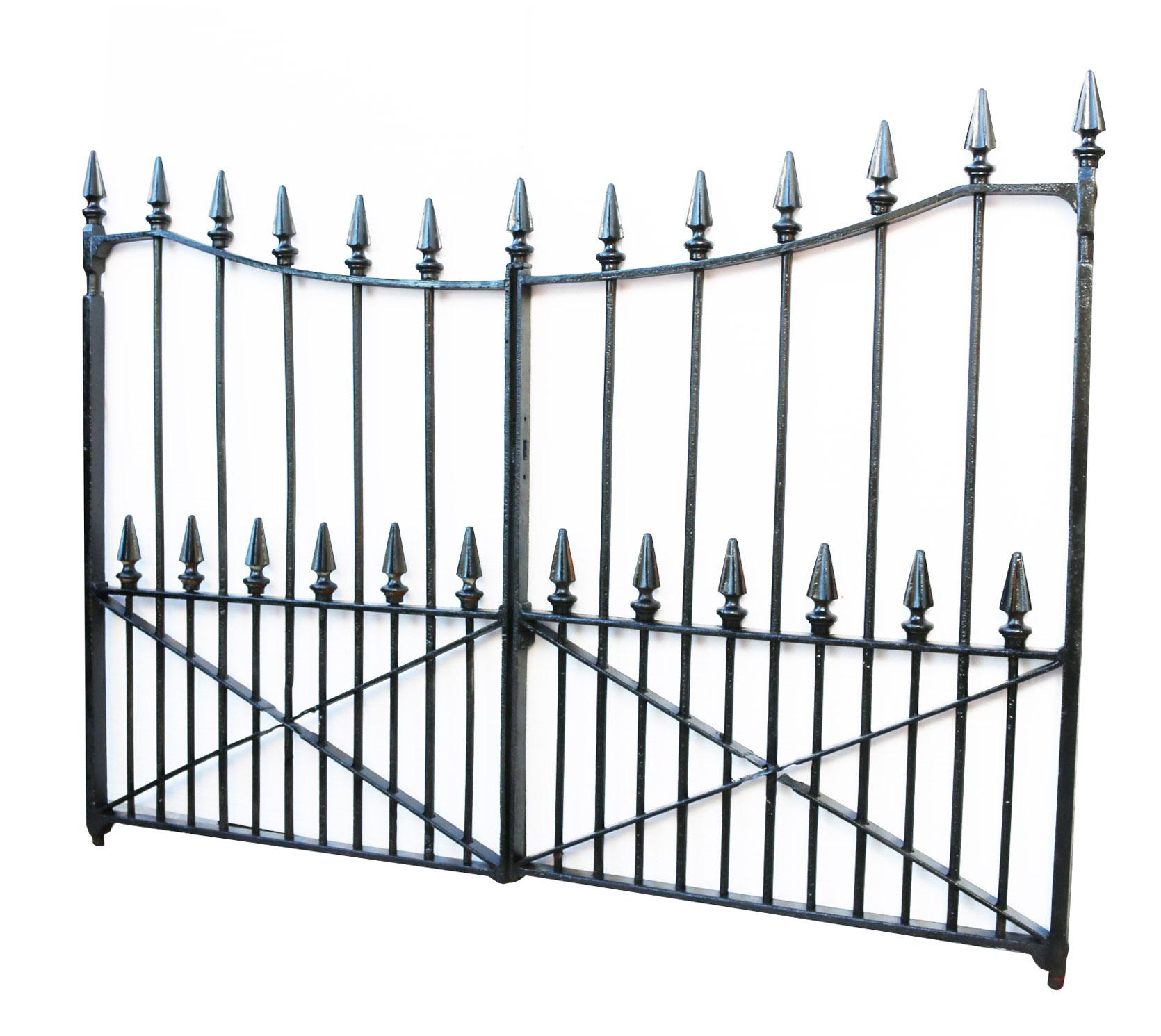 19th Century Set of Victorian Wrought Iron Driveway Gates For Sale