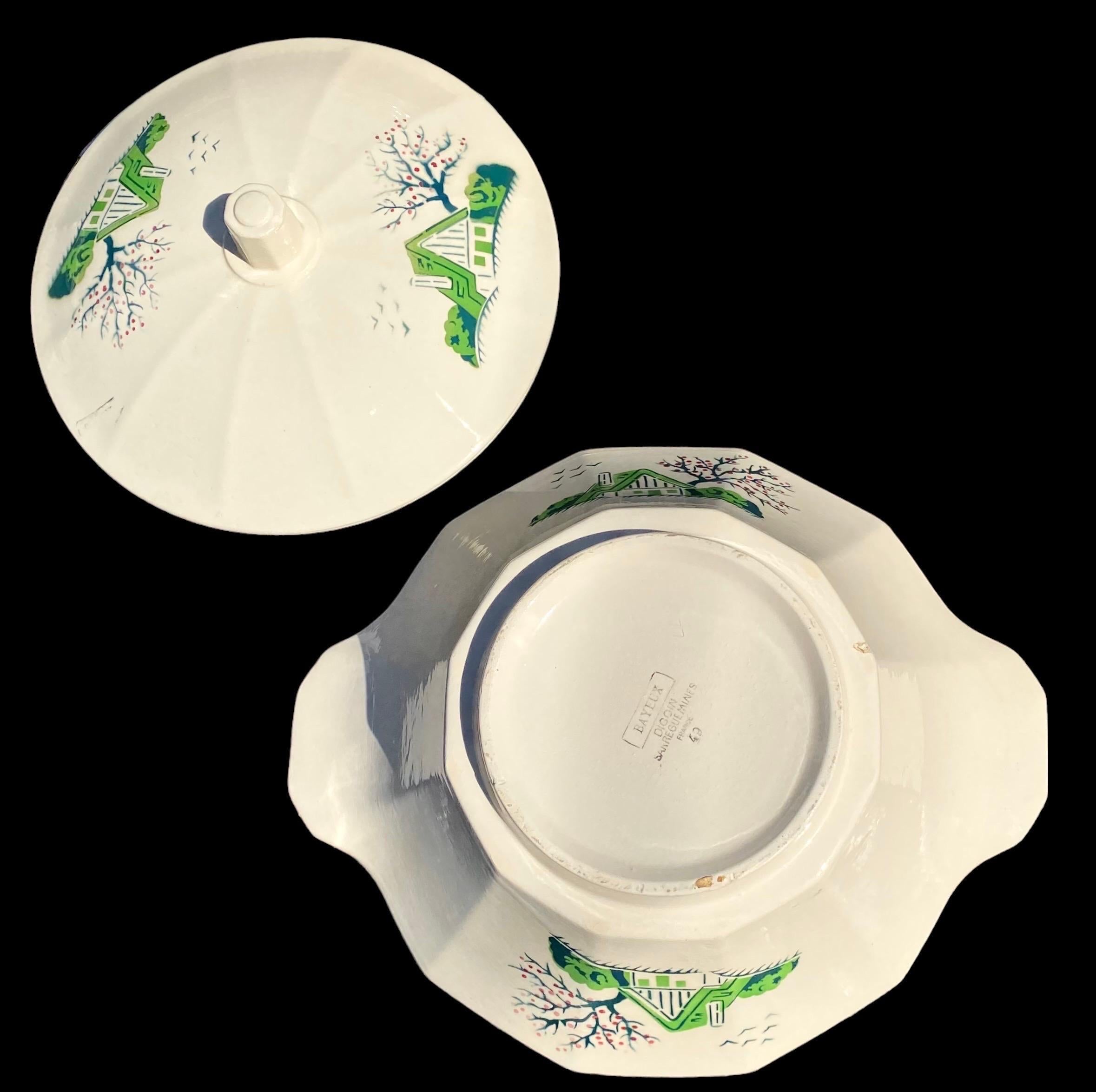Set of Vintage French Sarreguemines Et Digoin “Bayeux” Dinnerware For Sale 9