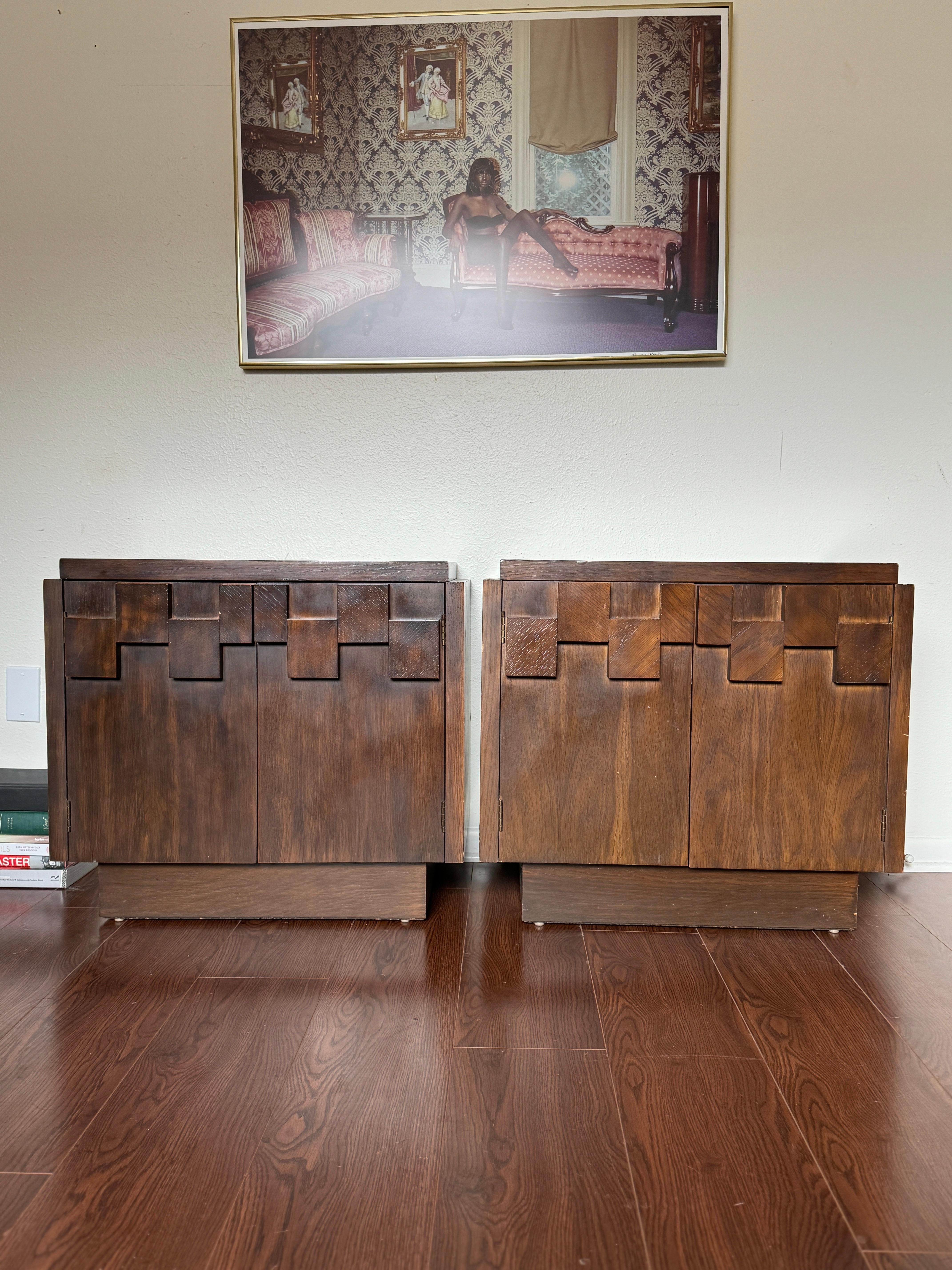A set of vintage mid century modern nighstands by Lane Furniture, circa 1970s 6