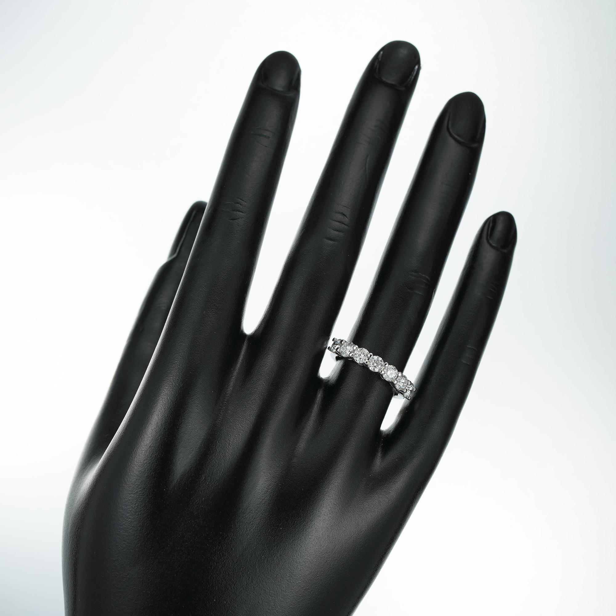 Round Cut Seven-Stone Diamond Ring For Sale