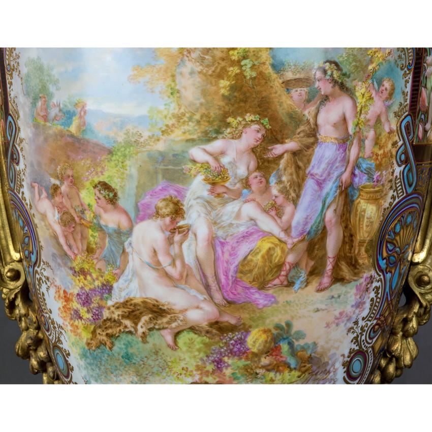 Jarrón de porcelana de Sèvres y bronce dorado de estilo Arts & Crafts de Fuchs Vaciado en venta