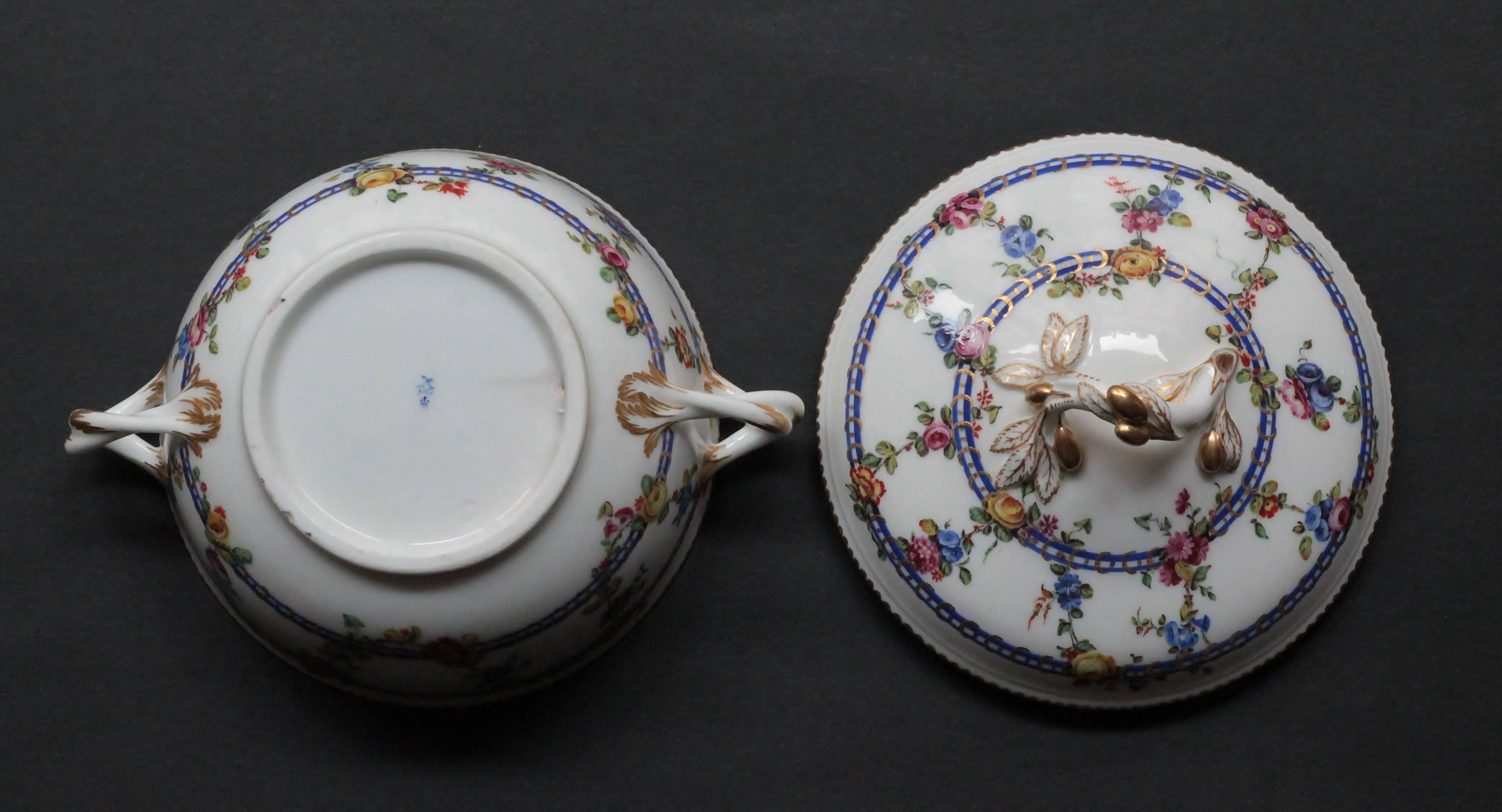 French Sevres Porcelain Circular Ecuelle, Cover and Stand, circa 1760-1765