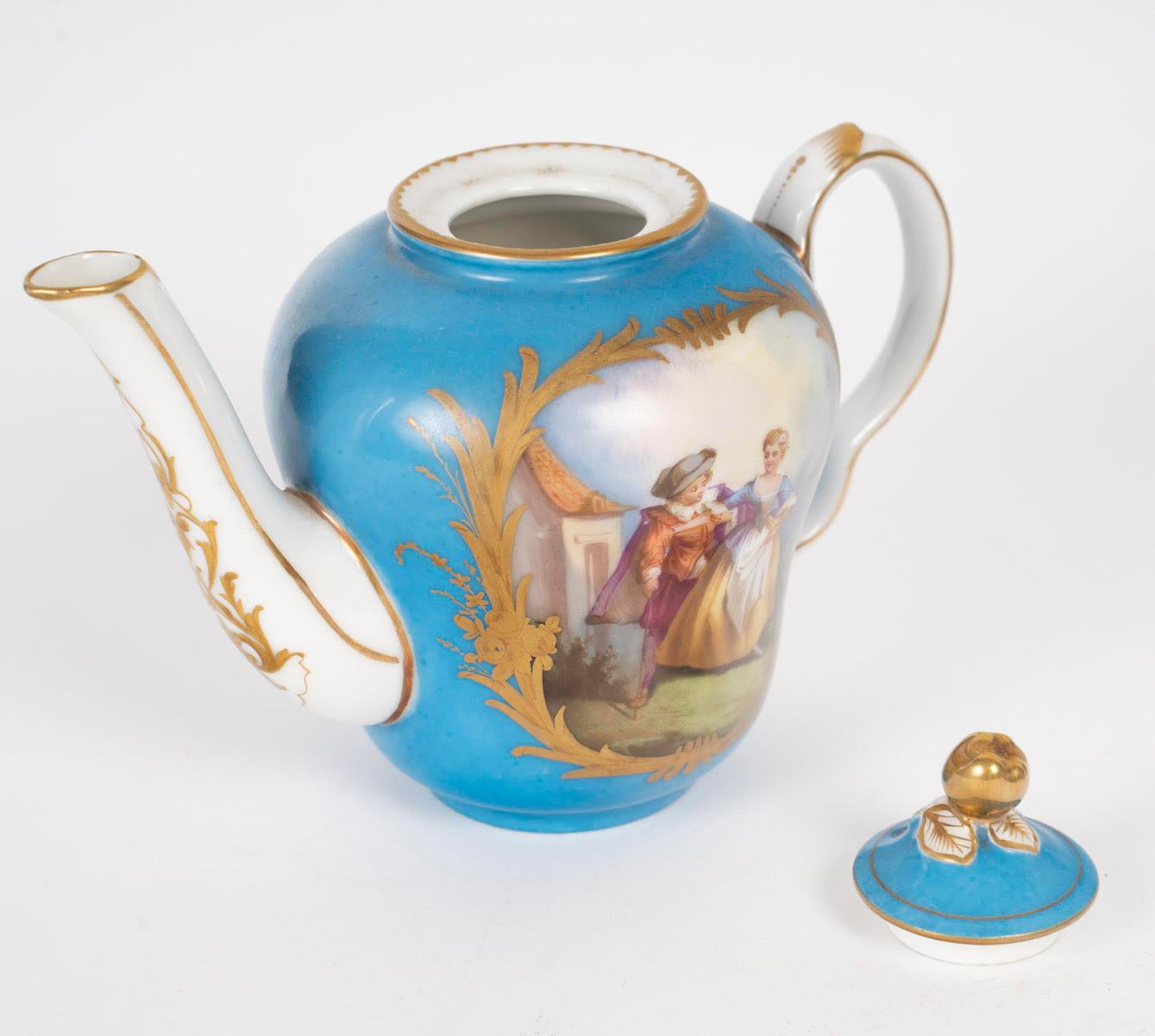 A Sèvres Porcelain Tea or Coffee Service, 19th Century, Napoleon III Period. 2