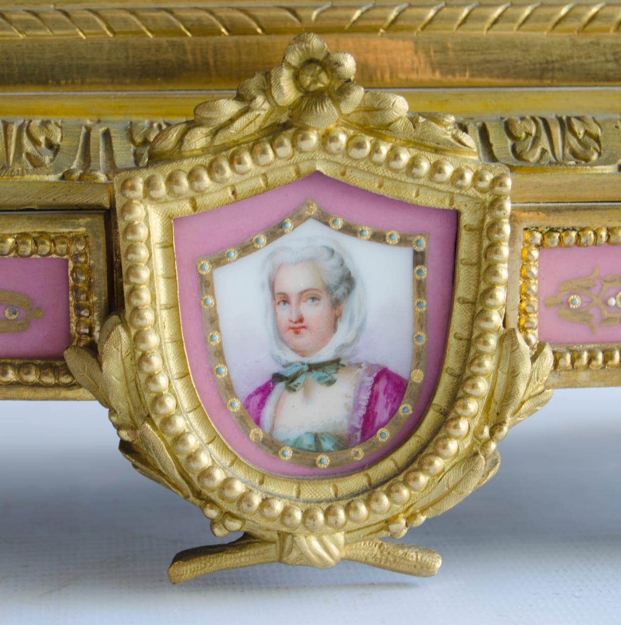 Porcelain Sevres Style Ormolu Mounted Jewelwd Procelain Rose Pomedur Clock Garniture 19 For Sale