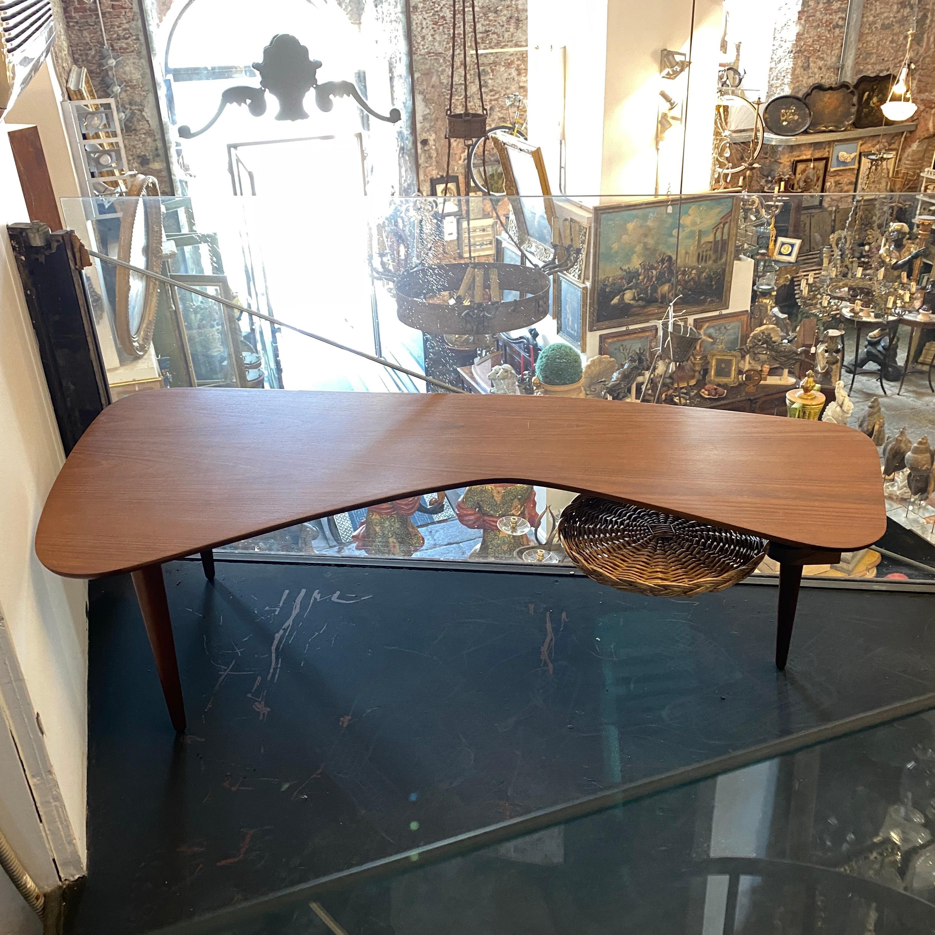 20th Century Shaped Maple Table Designed by Taichiro Nakai for La Permanente Cantù, 1950s