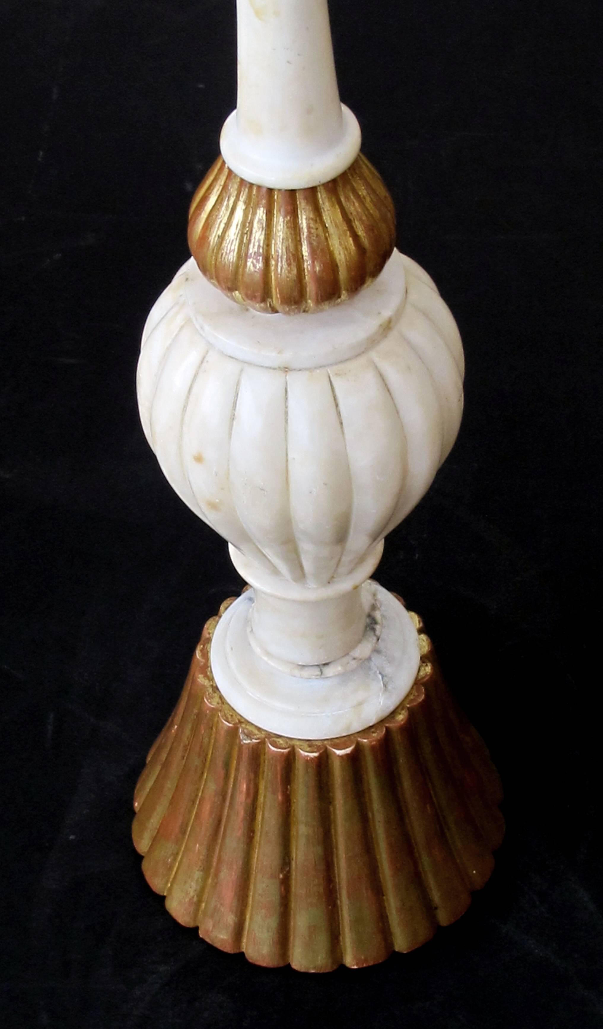 Shapely Pair of Italian Baluster-Form Carrara Marble Lamps with Giltwood Mounts In Excellent Condition In San Francisco, CA