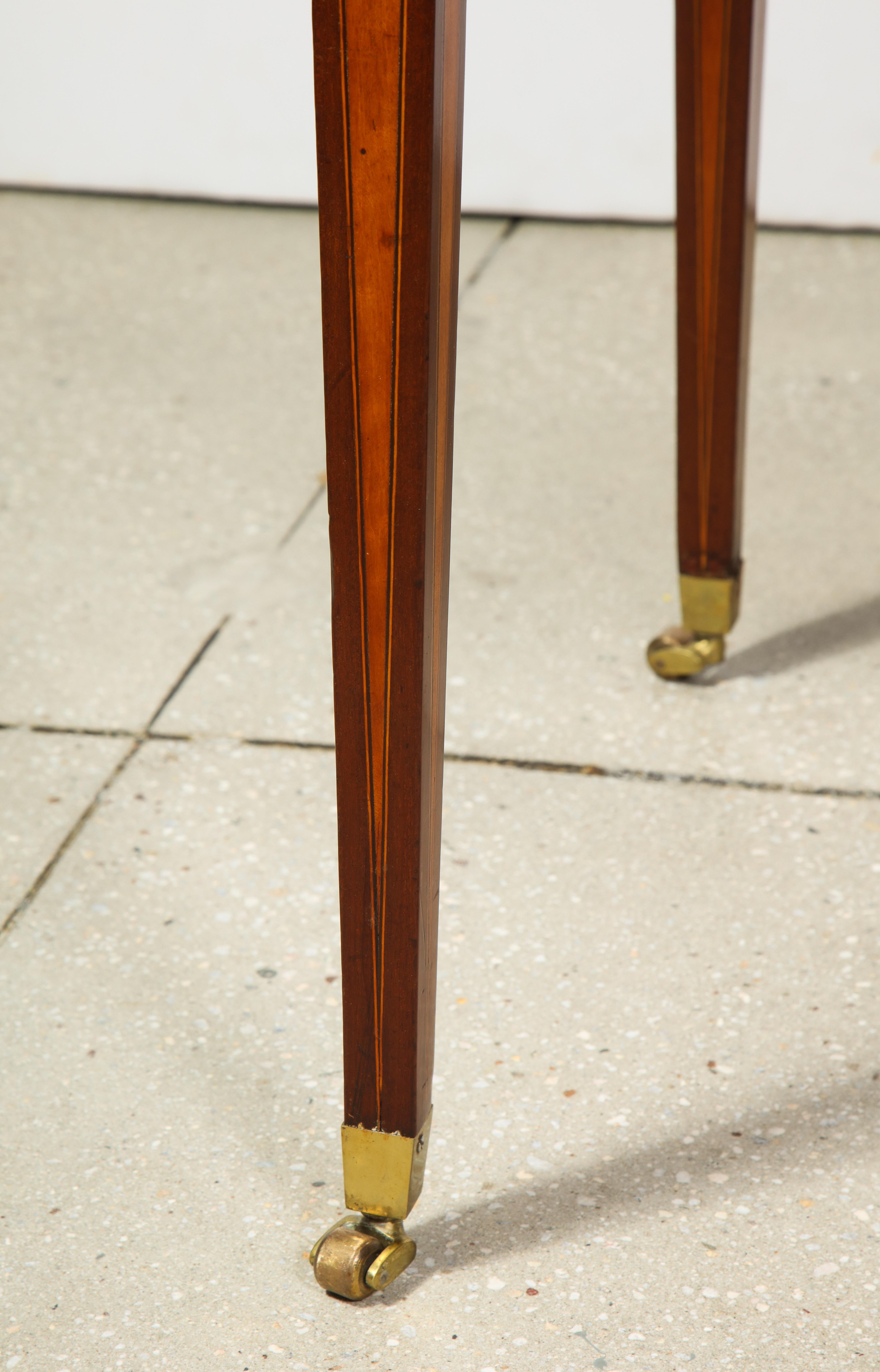 Sheraton inlaid mahogany Pembroke Table with satinwood banding 1