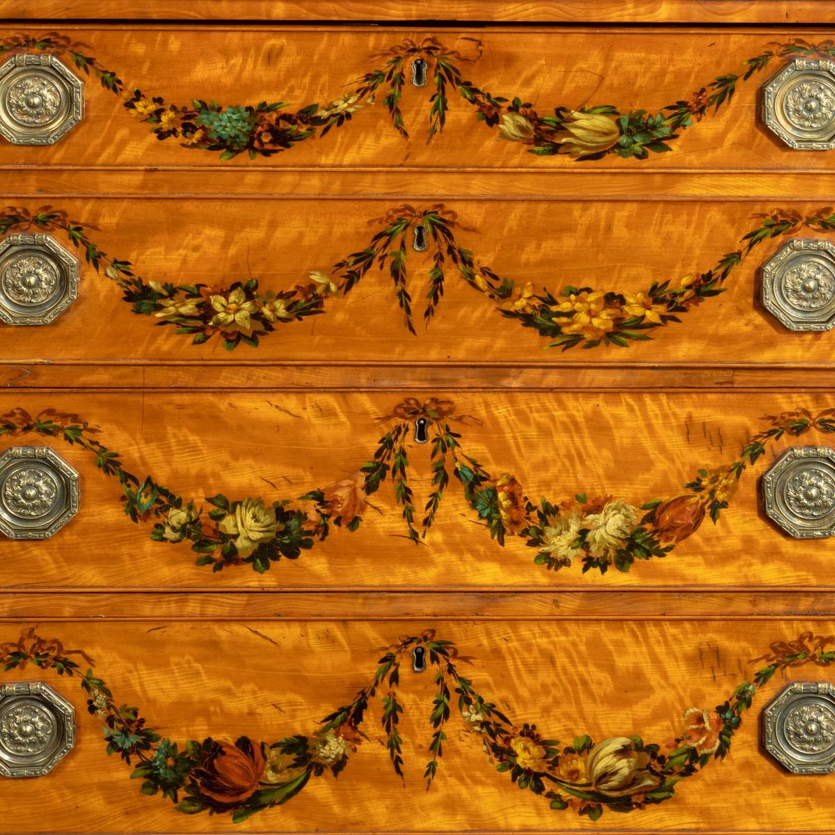 A Sheraton period West Indian satinwood secretaire bookcase In Good Condition For Sale In Lymington, Hampshire