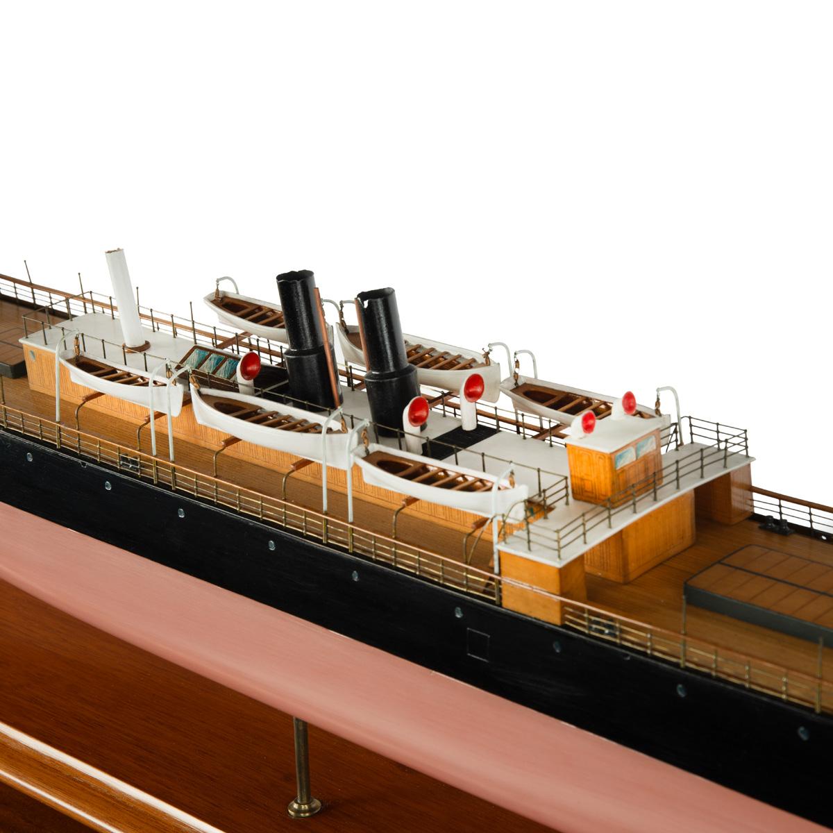 Un modelo de astillero del transatlántico Nippon Moru, fechado en 1898 en venta 8