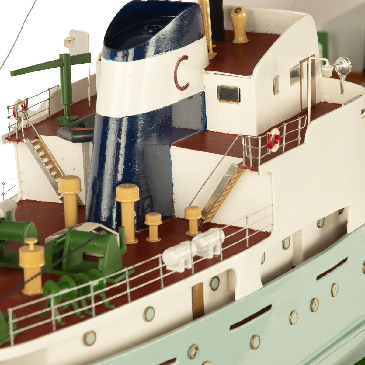 Un modèle de chantier naval de l'étude et de l'enquête sur le site du navire M.V. Whitehorn en vente 4