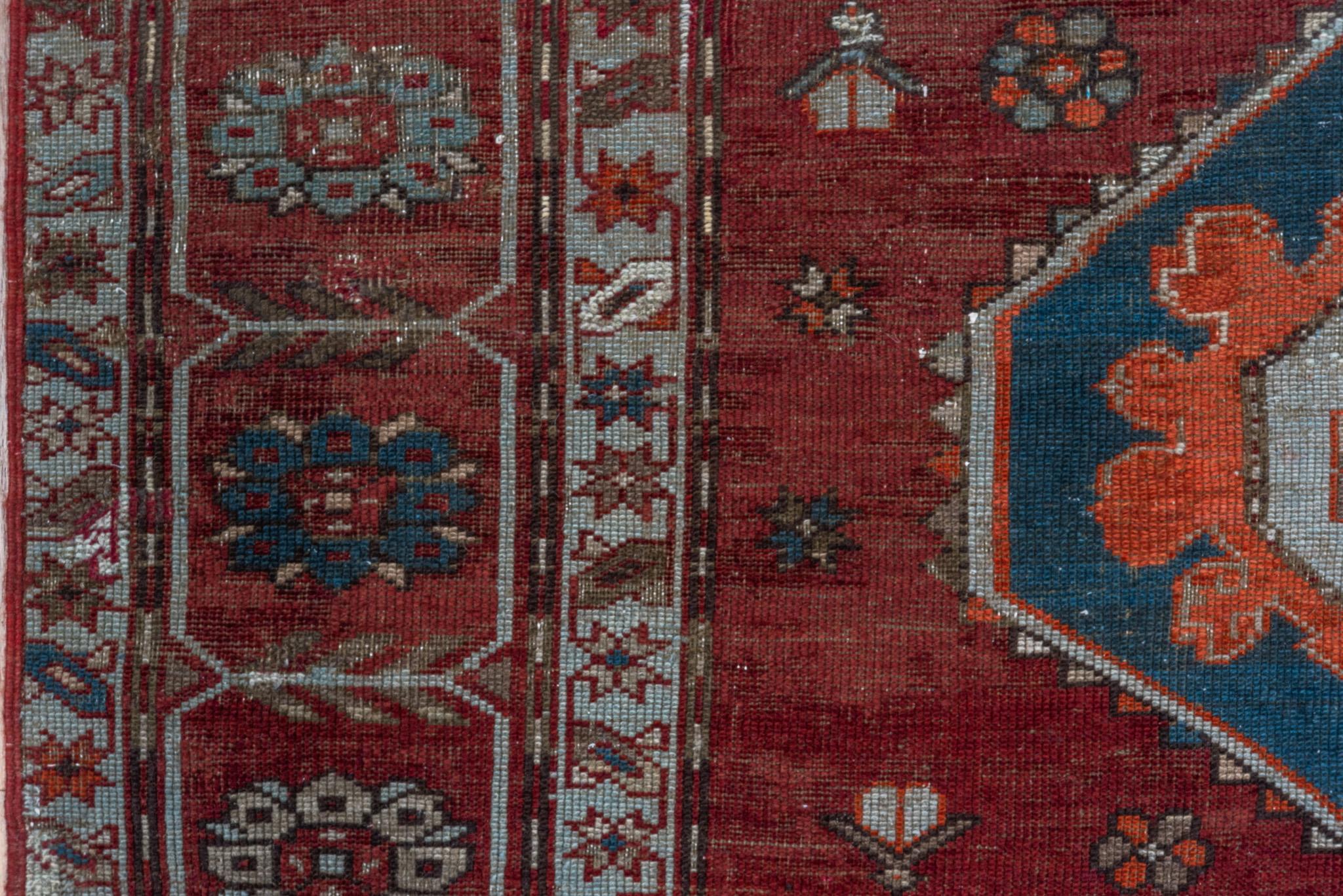 A Shirvan Rug circa 1910. In Good Condition For Sale In Philadelphia, PA