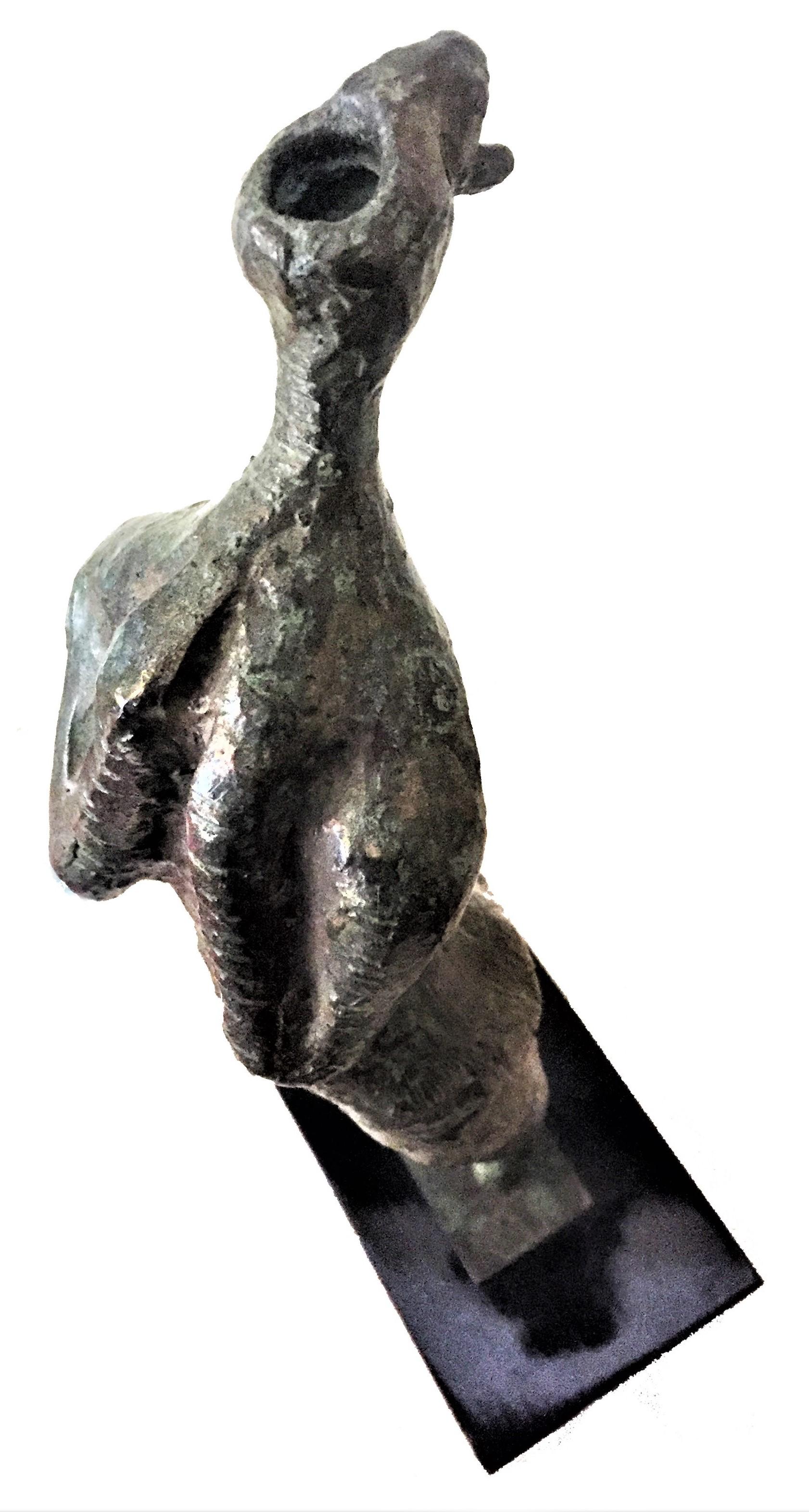 Patiné Shout, sculpture en bronze patiné moderne du milieu du siècle dernier, signée «gor 67 » en vente