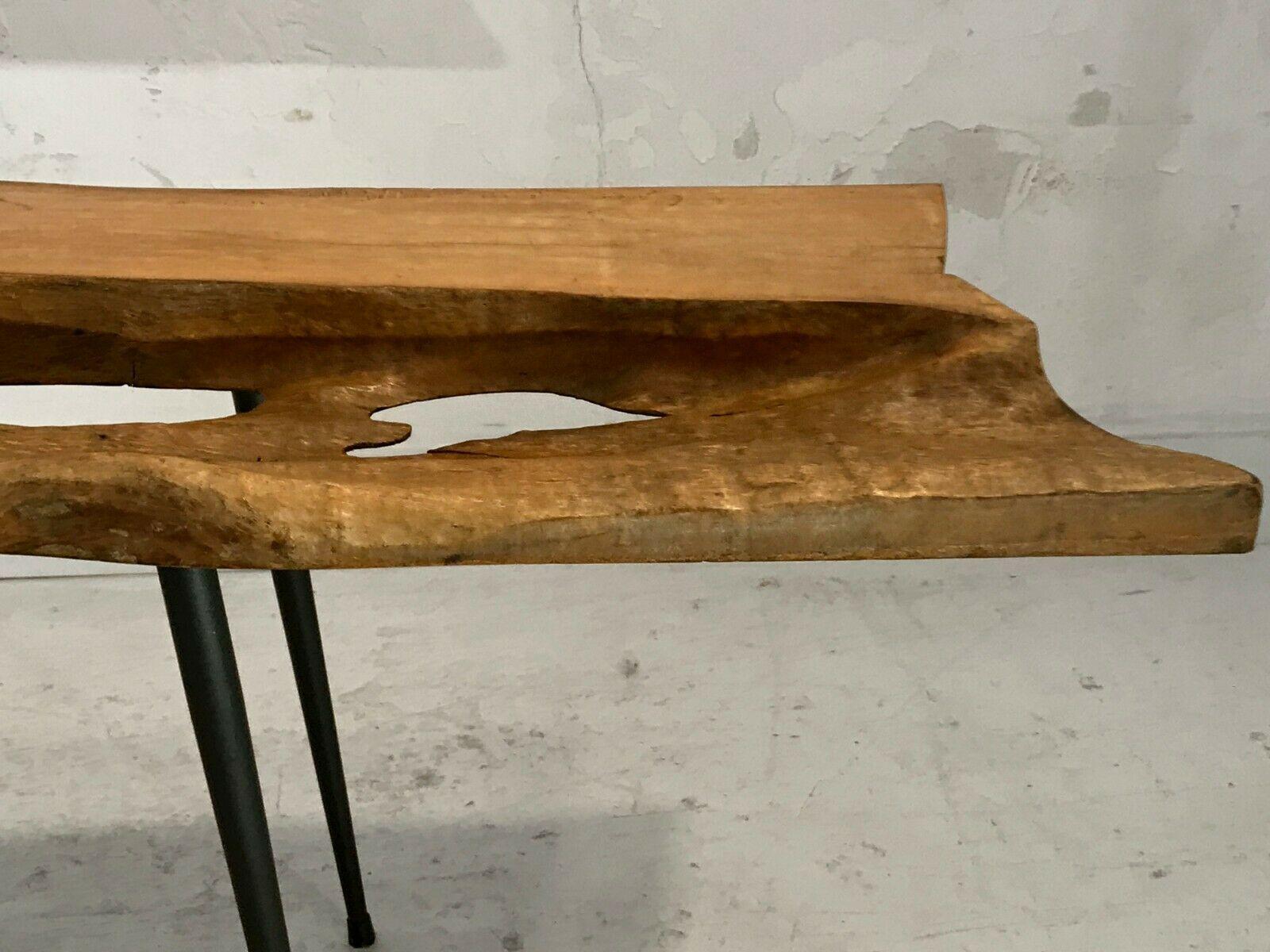 A MID-CENTURY-MODERN Sculptural BRUTALIST Side Table NAKASHIMA Style France 1950 In Good Condition For Sale In PARIS, FR