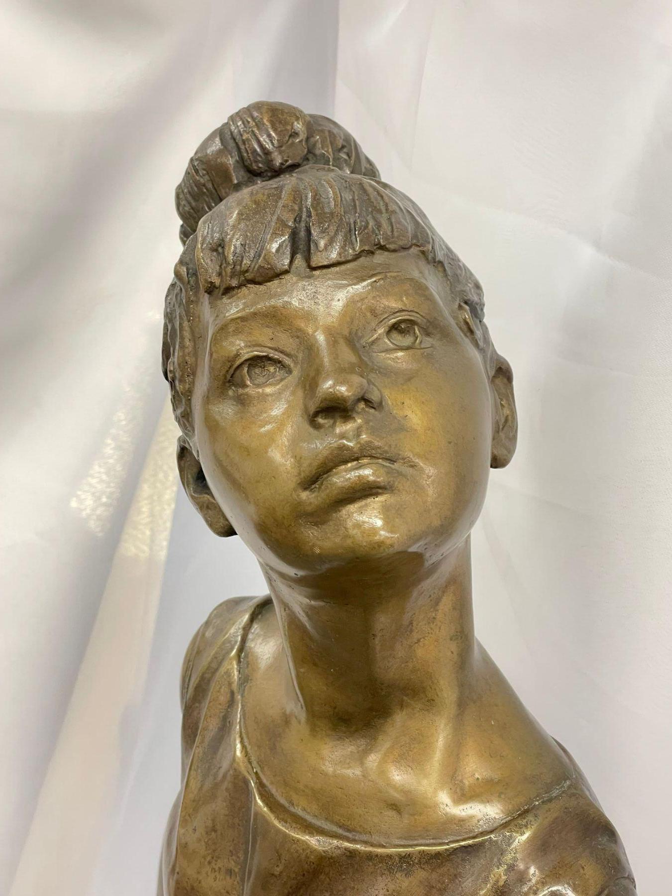 Signed Bronze Ballerina by Italian Sculptor Sergio Benvenuto, Italy, 1950s In Good Condition For Sale In Stamford, CT