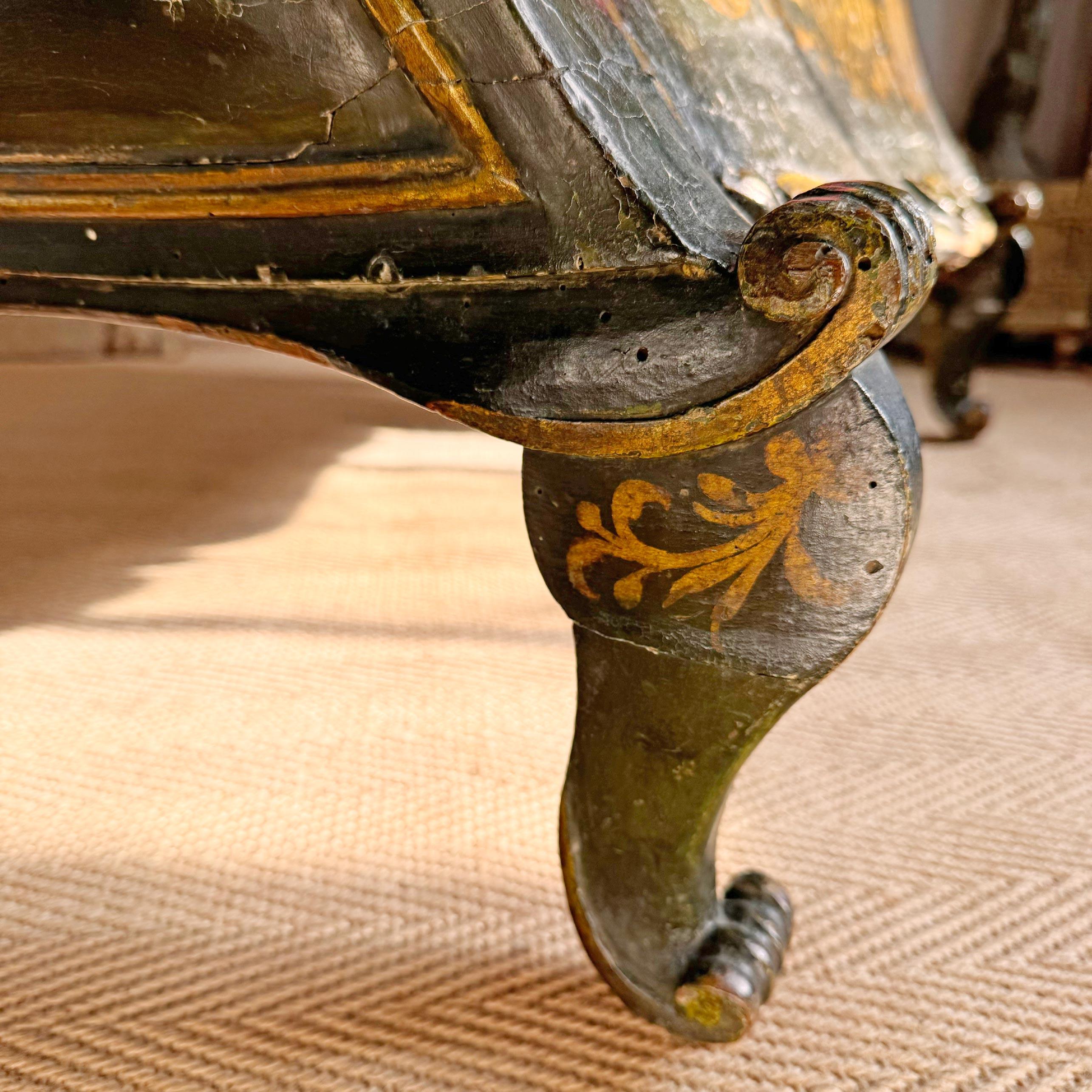 A Significantly Important and Rare 18th Century French Sleigh Form Crown Chair For Sale 6