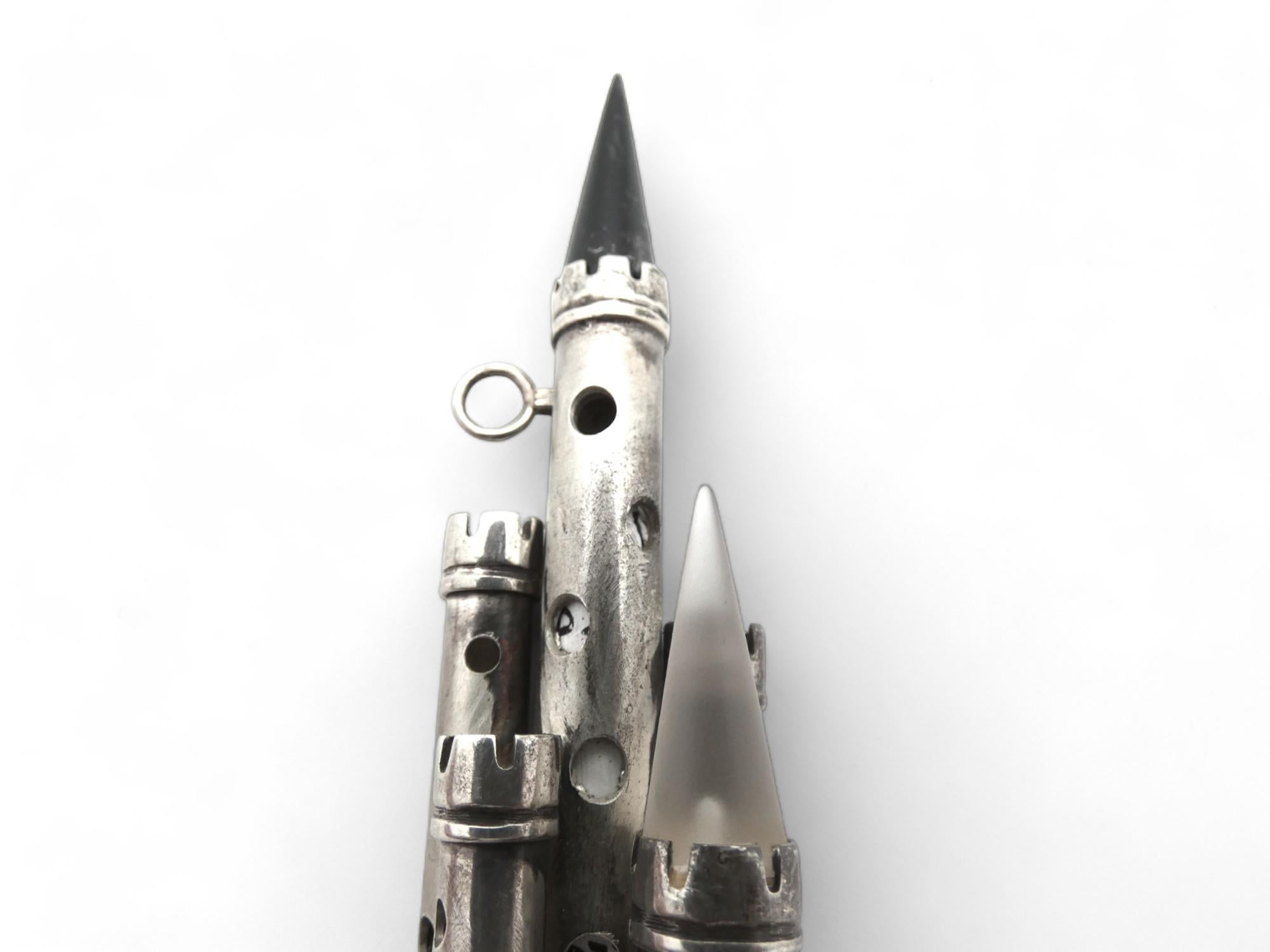 Una custodia per Mezuzah americana in argento di Selma, circa 1980. Judaica In condizioni buone in vendita a New York, NY
