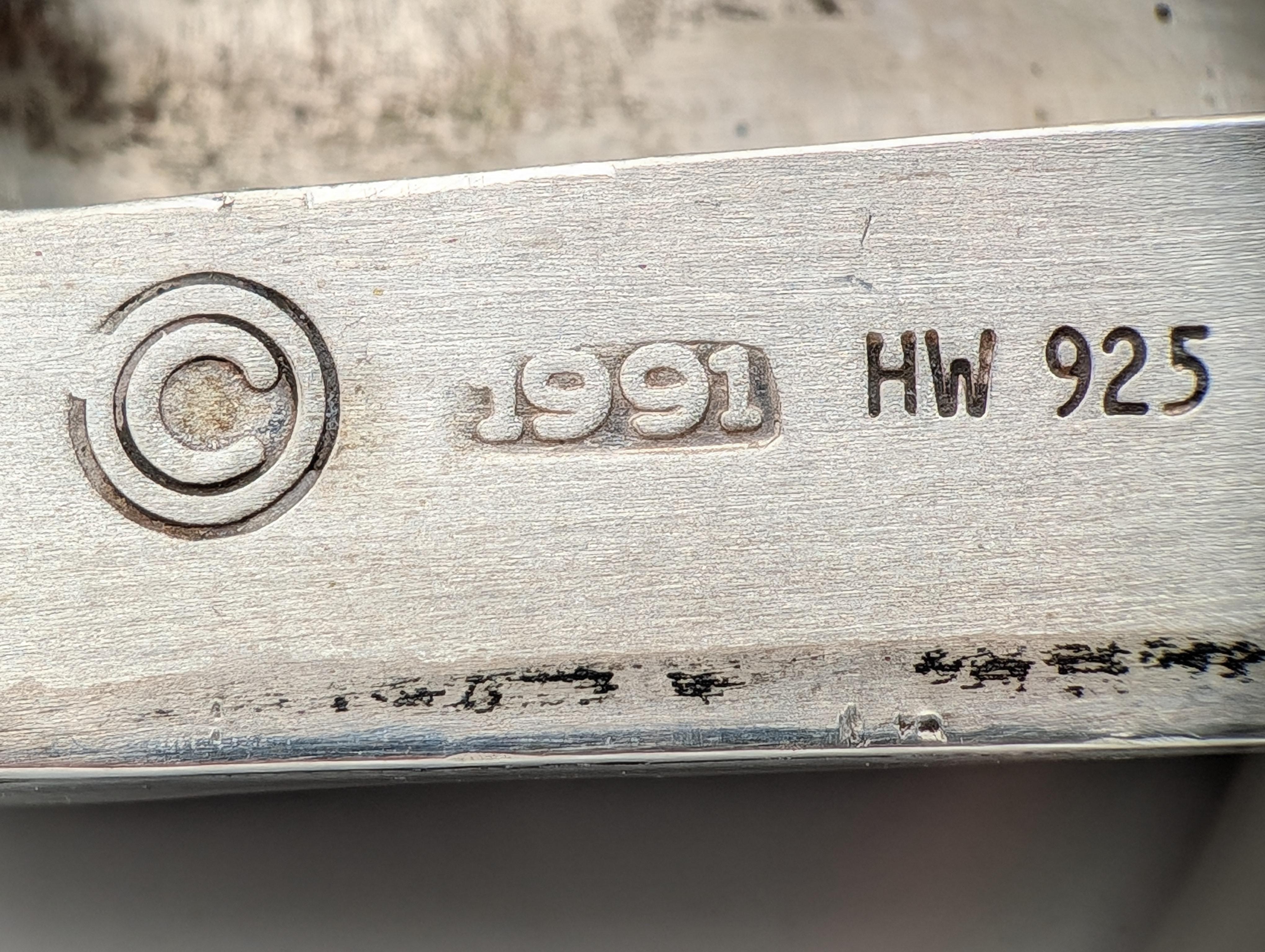 Caja de plata y esmalte para mezuzá de Henryk Winograd, 1991 en venta 1