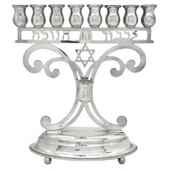 Lampada di Hannukah austriaca in argento, 1925 circa