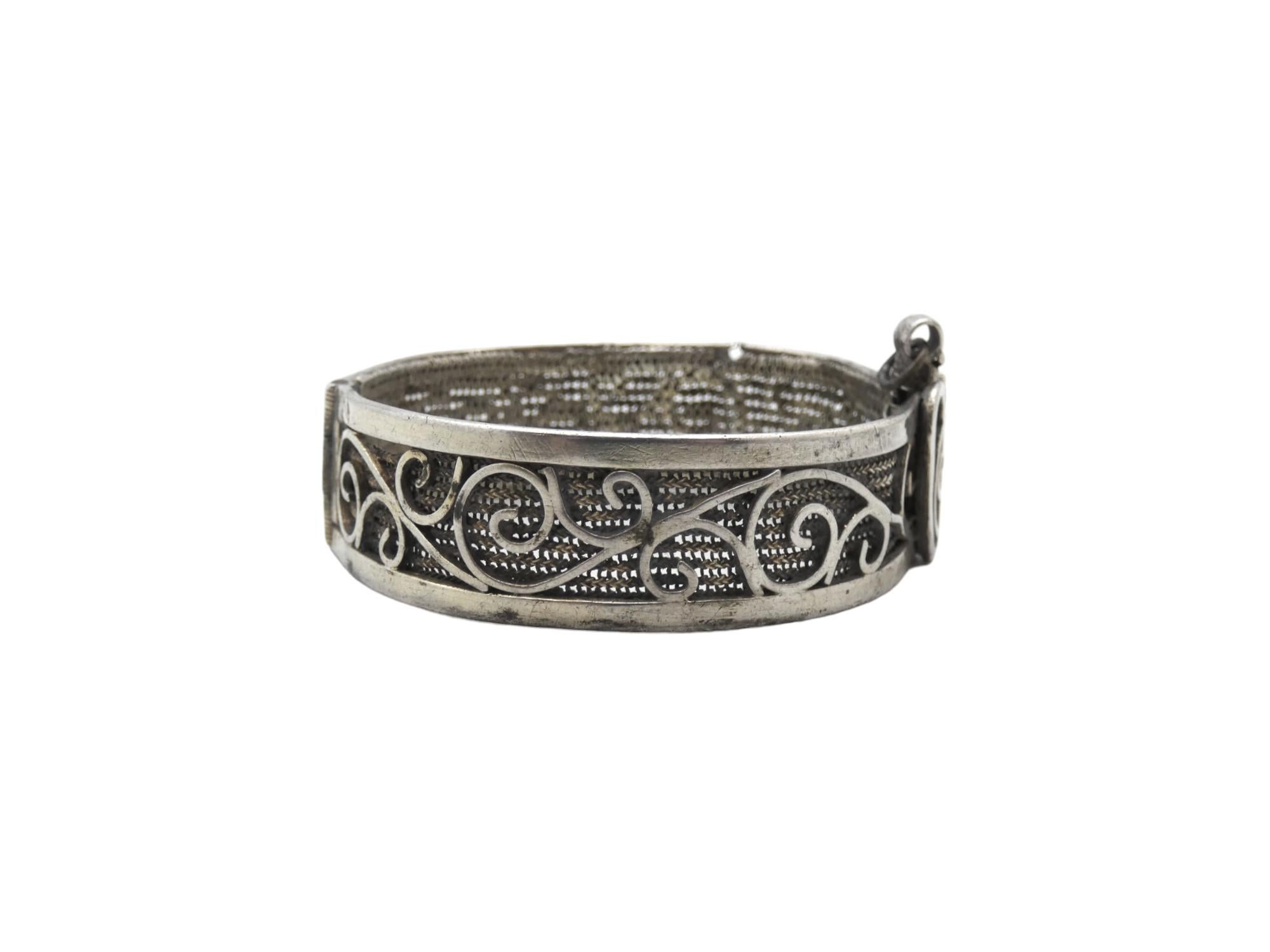 Yemeni A Silver Bracelet, Jewelry for Young Women, Yemen Circa 1900 For Sale